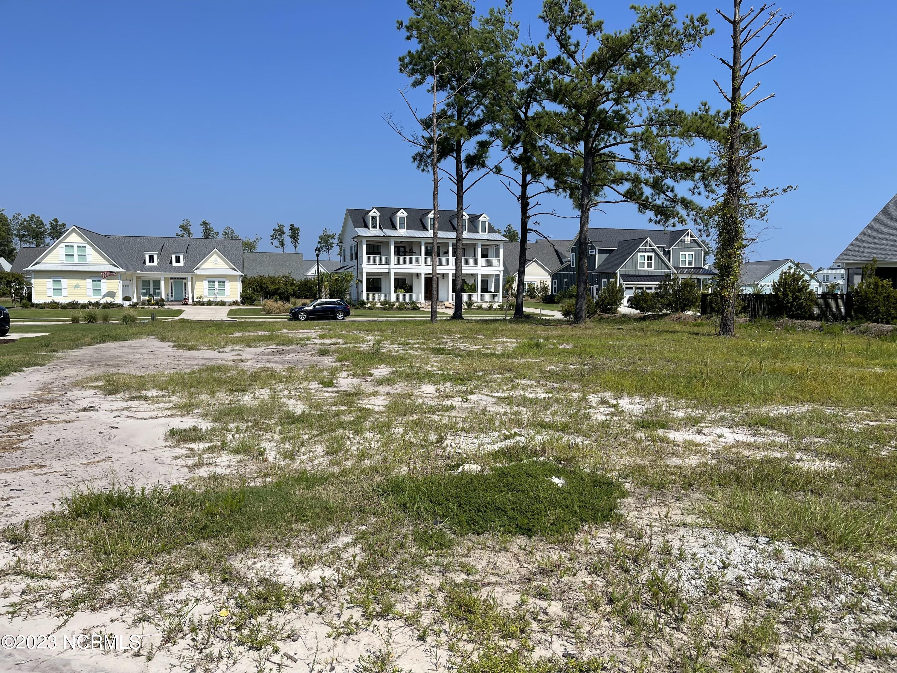 200 213 E Keel East Drive