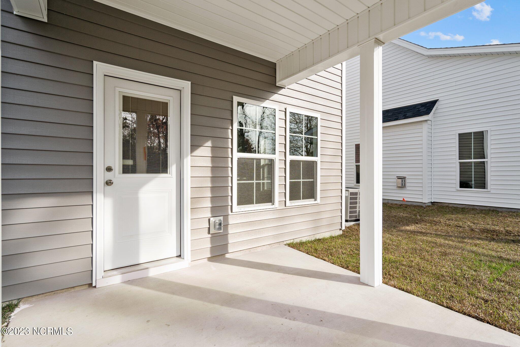 117 S Wild Indigo Place