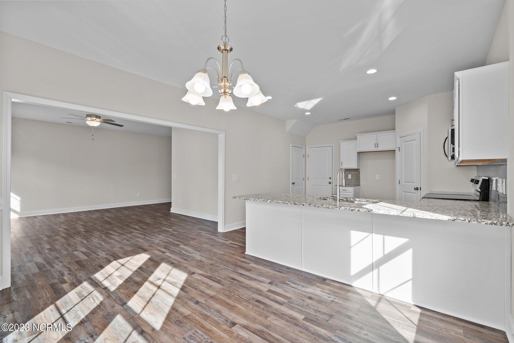 117 S Wild Indigo Place