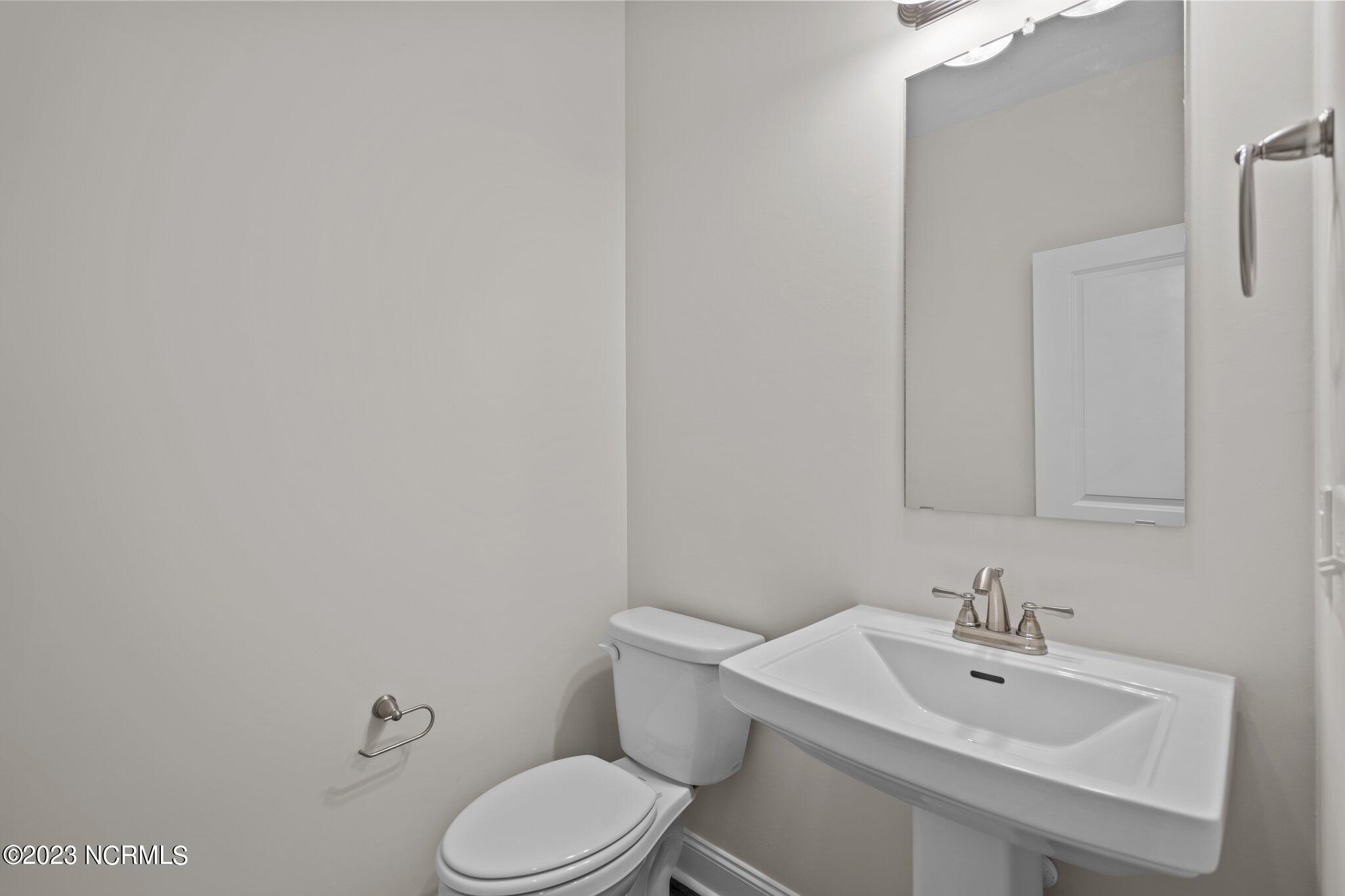 117 S Wild Indigo Place