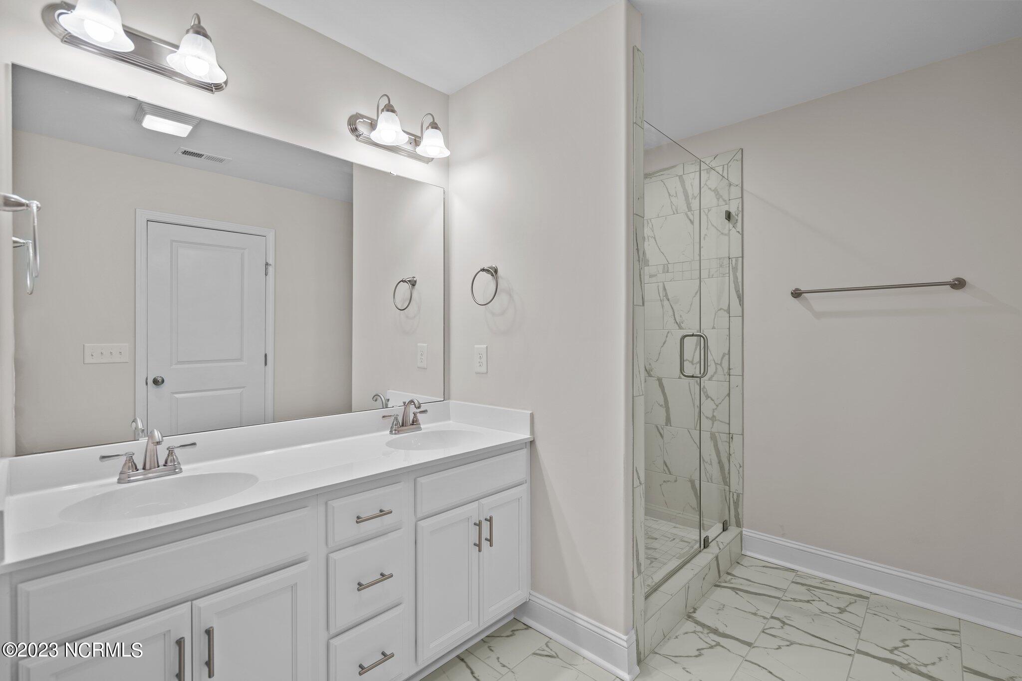 117 S Wild Indigo Place