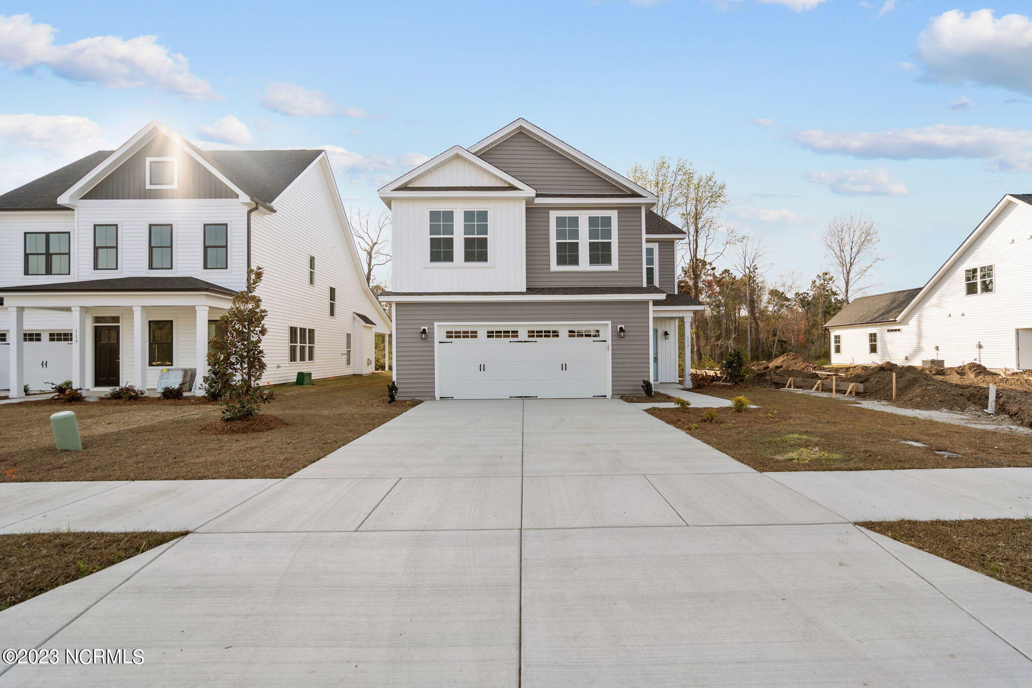 117 S Wild Indigo Place