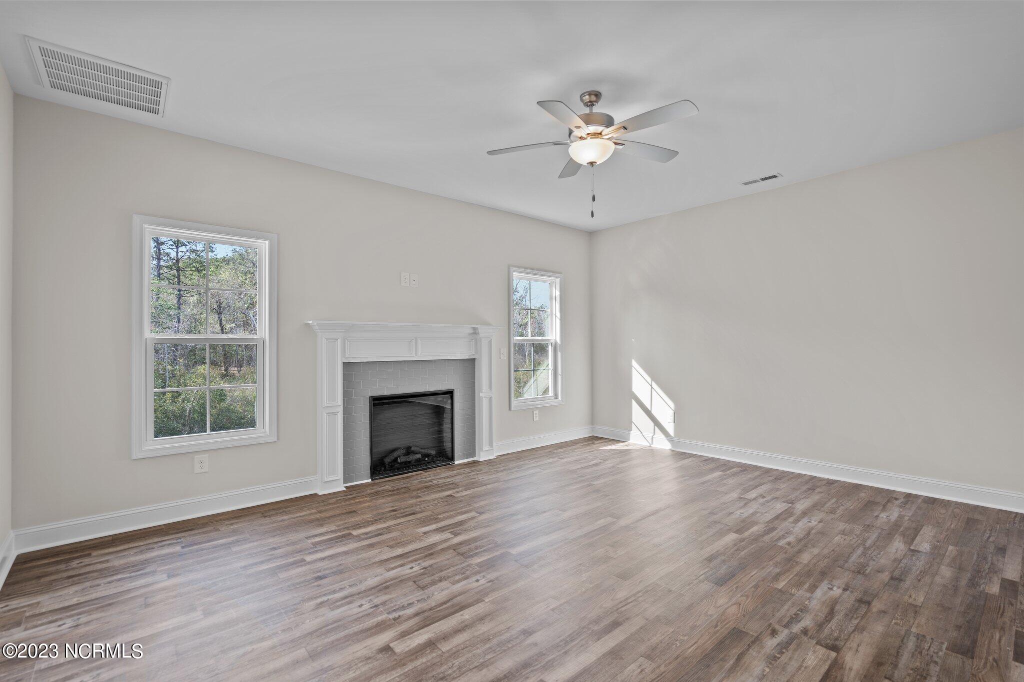 117 S Wild Indigo Place