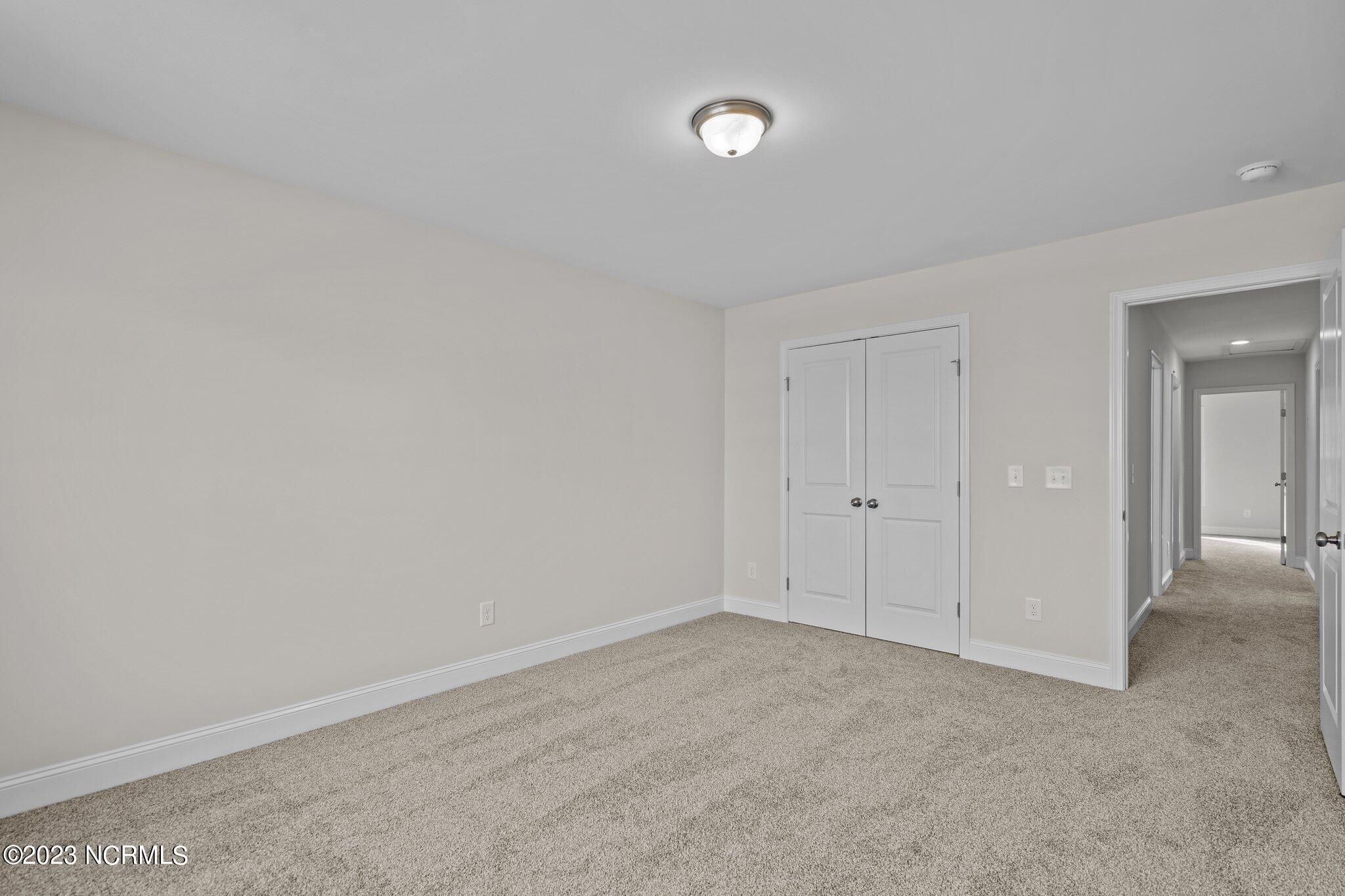 117 S Wild Indigo Place