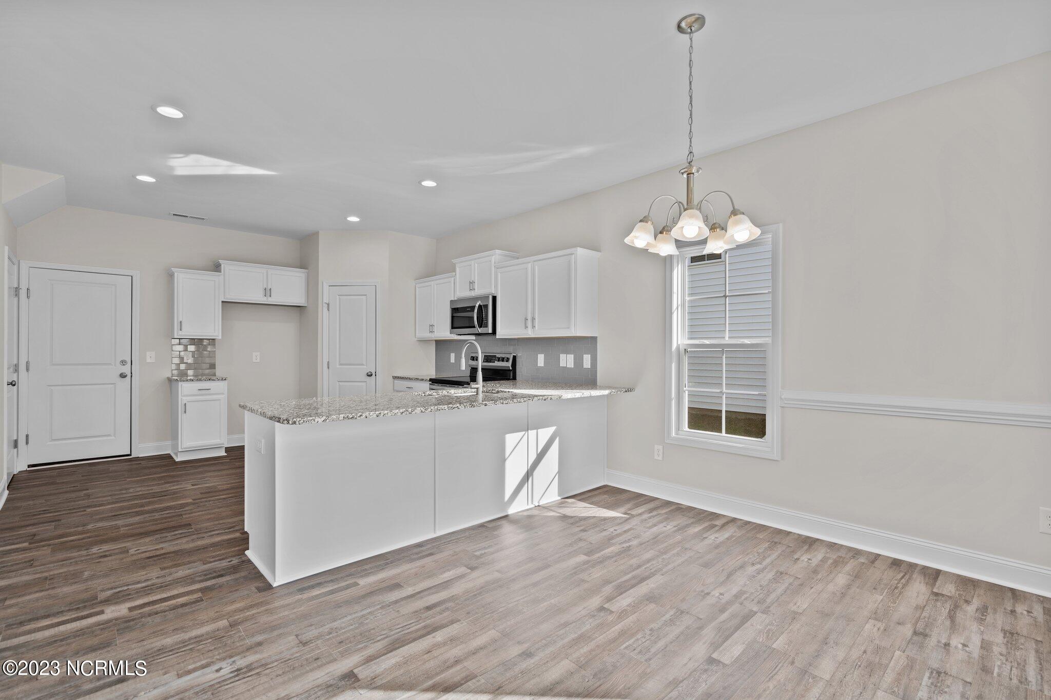 117 S Wild Indigo Place