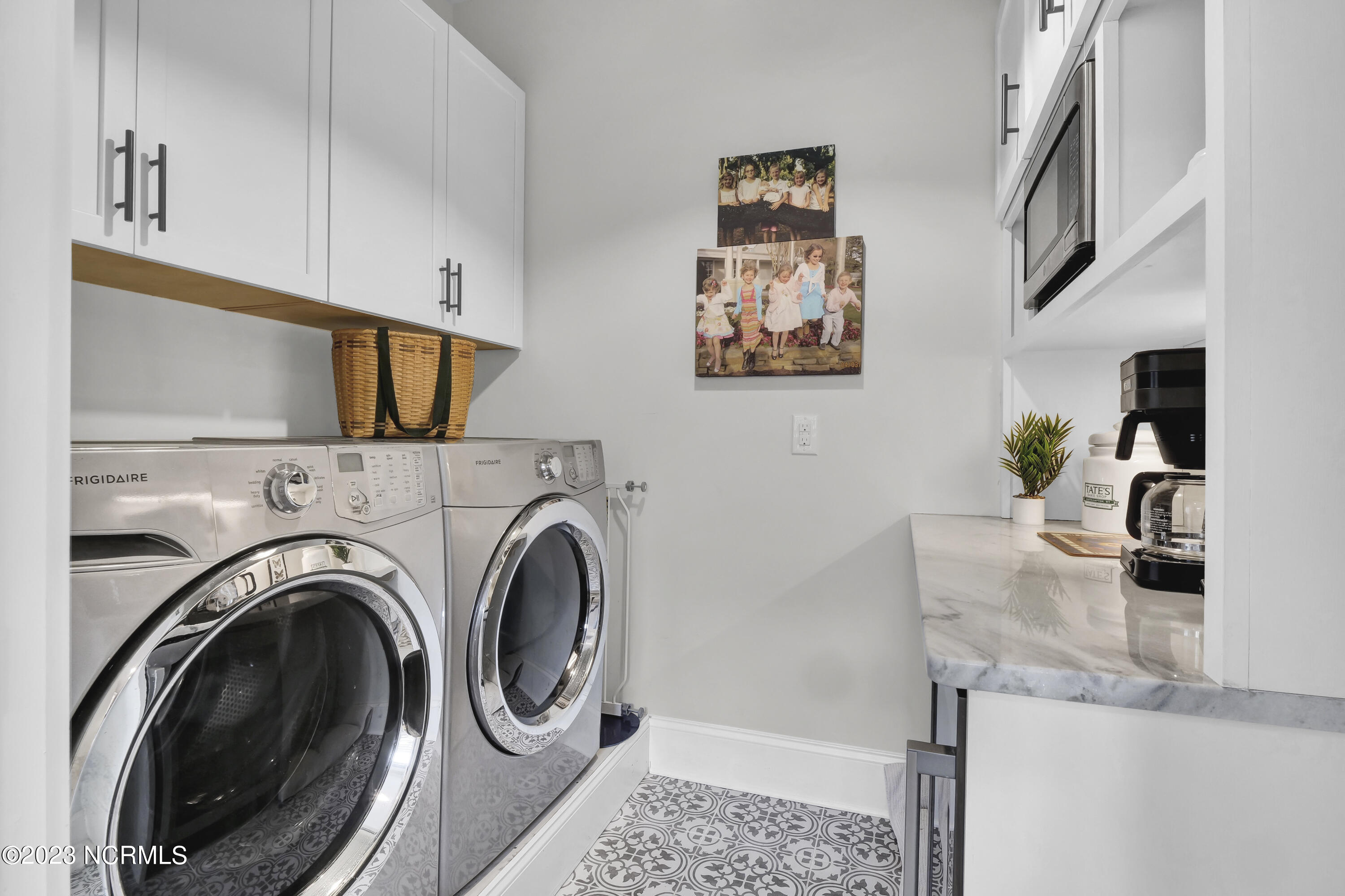 6487 Square Knot Lane SW