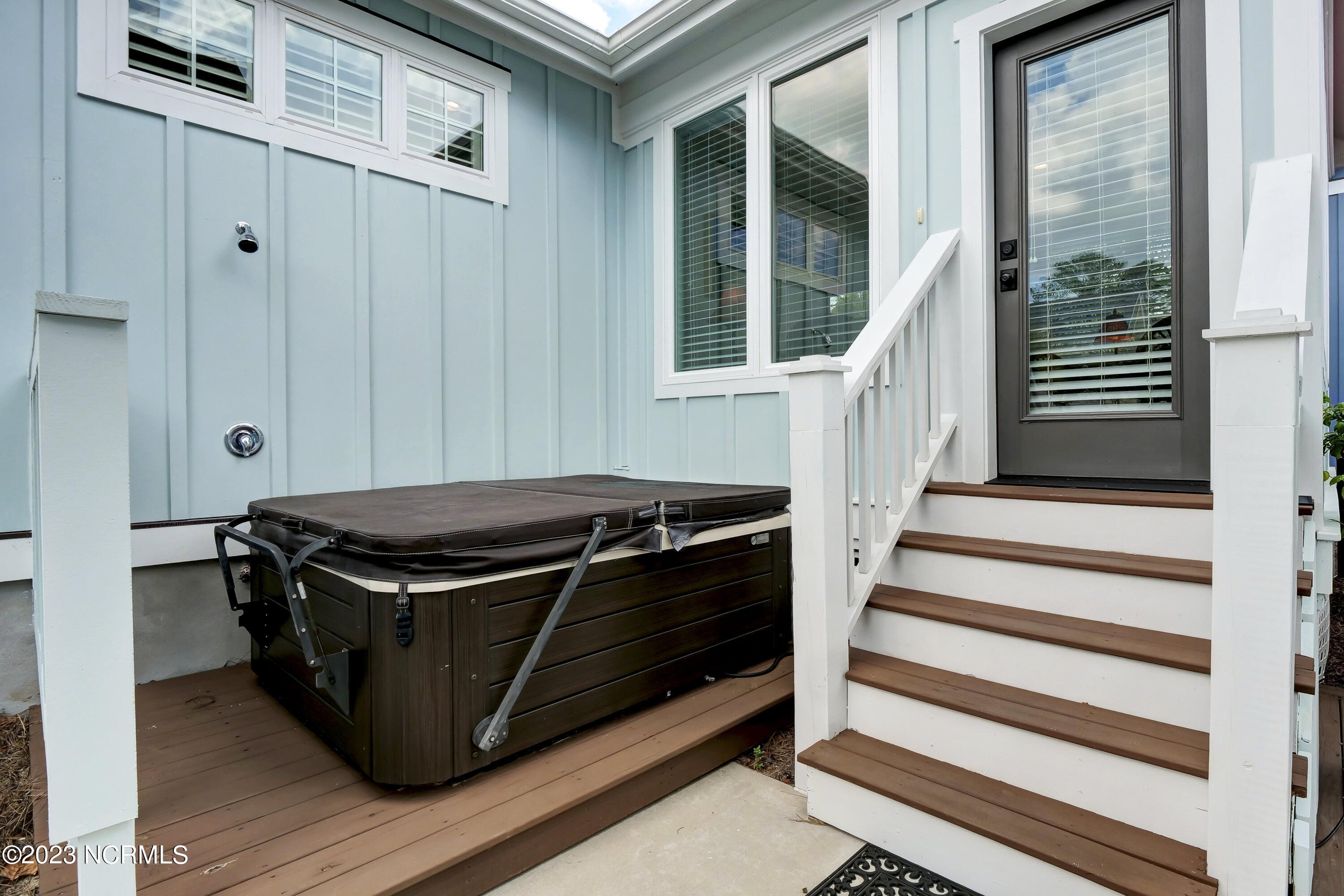 6487 Square Knot Lane SW