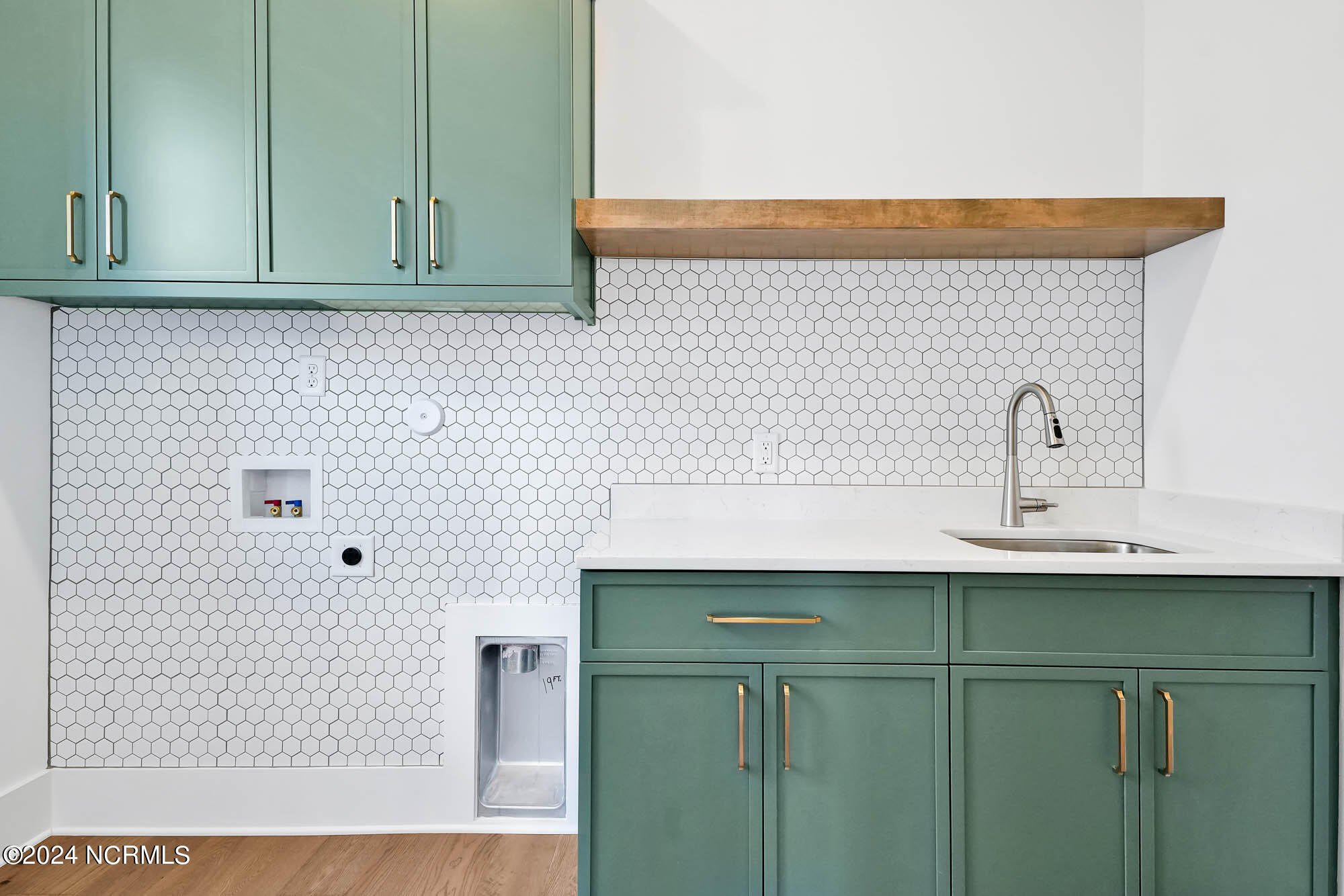 8286 Winding Creek Circle