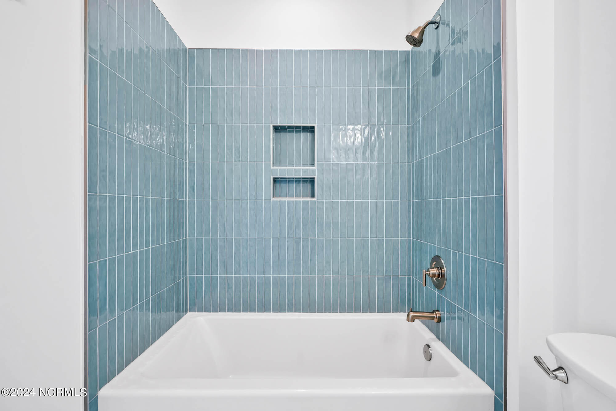 8286 Winding Creek Circle