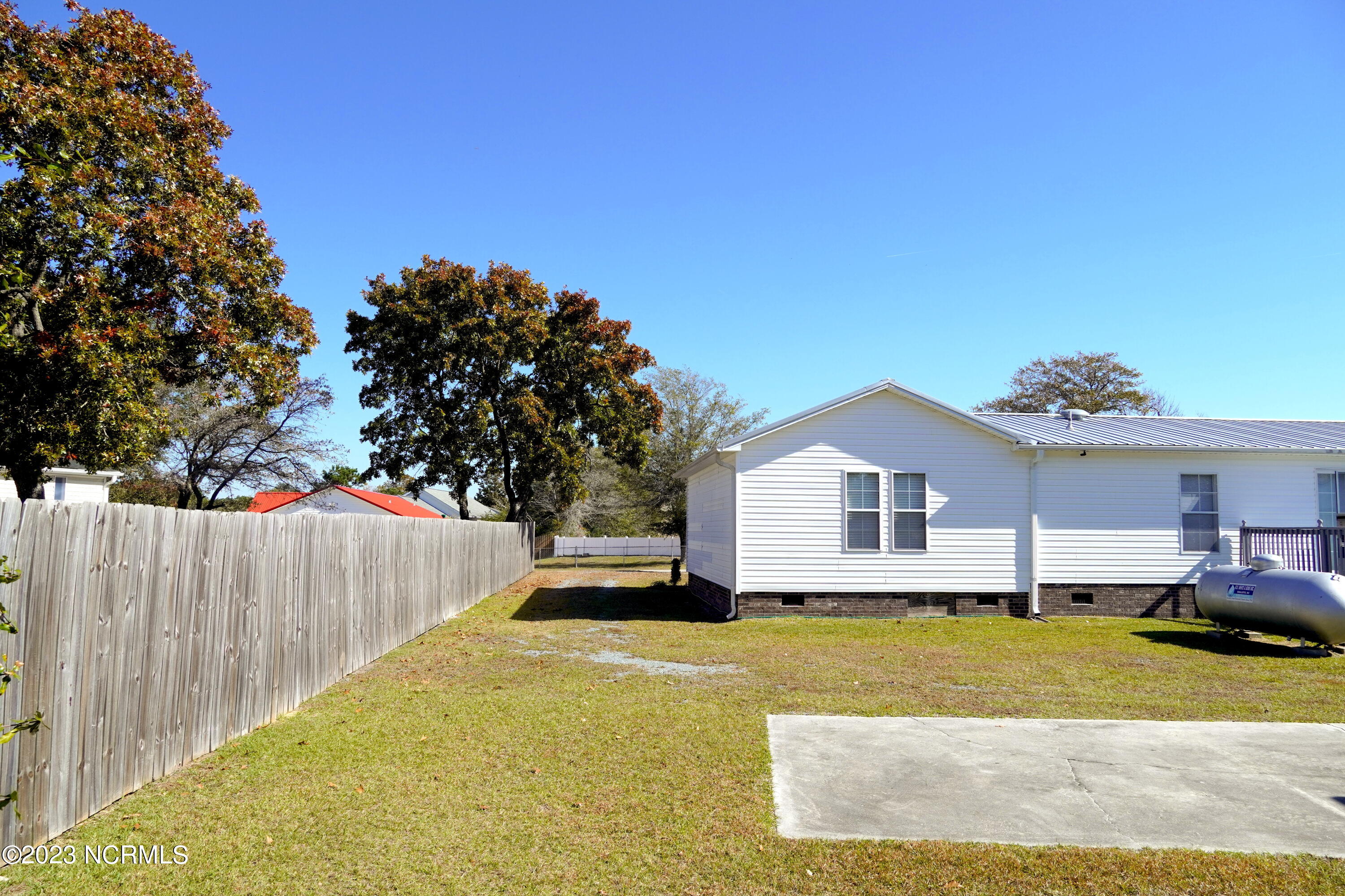 2759 Clearwater Court SW