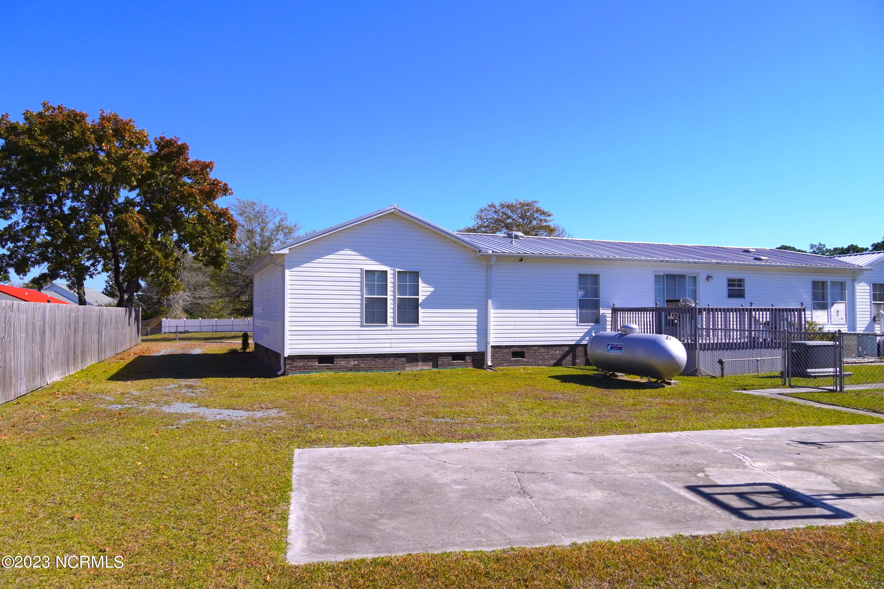 2759 Clearwater Court SW