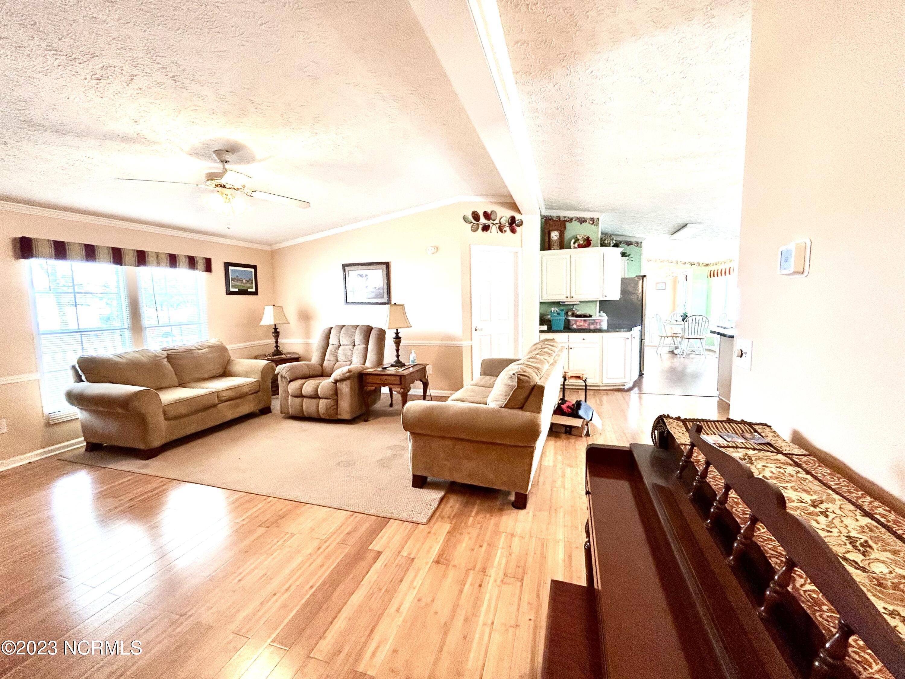 2759 Clearwater Court SW