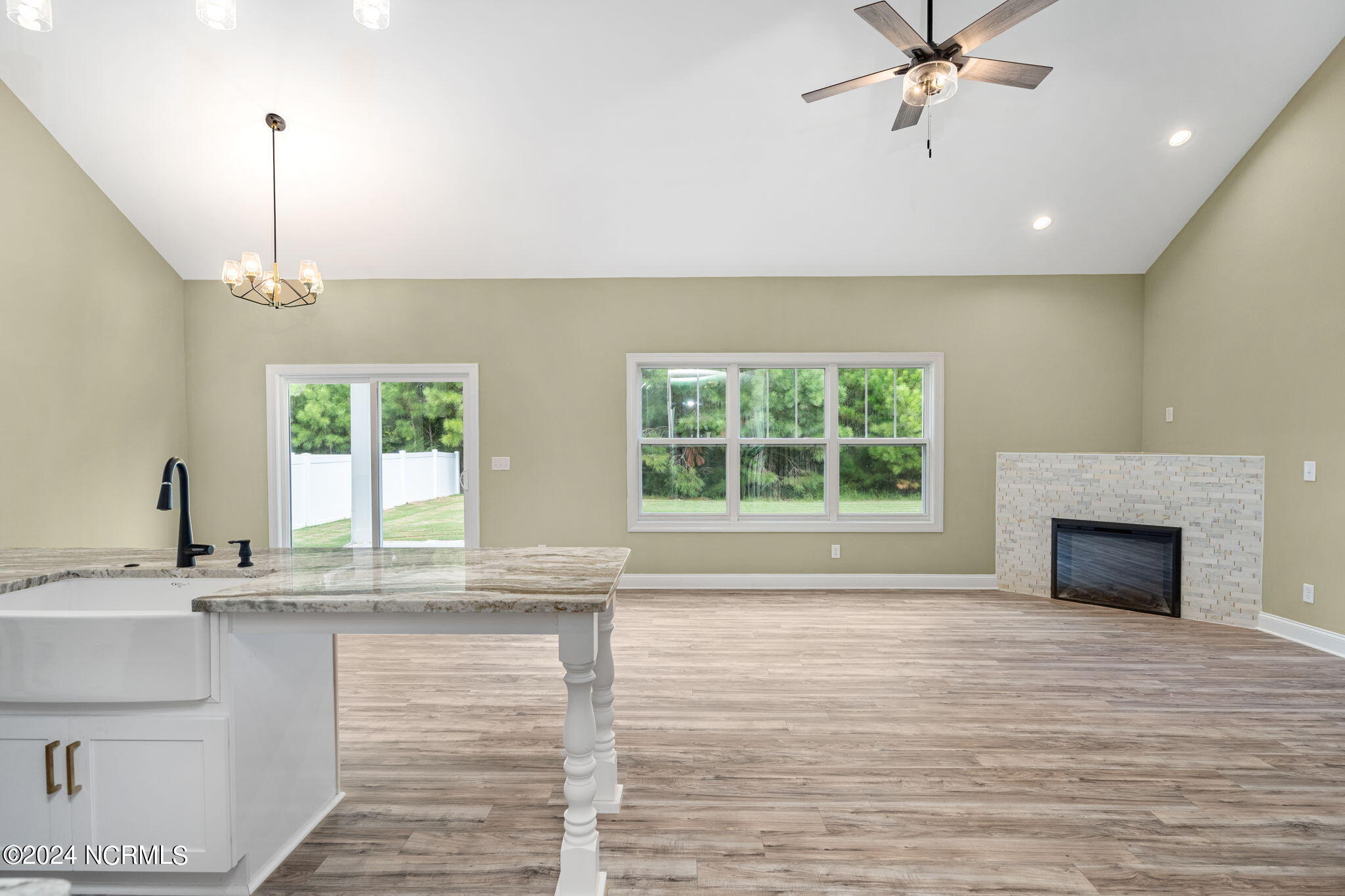 313 Lightning Bug Lane