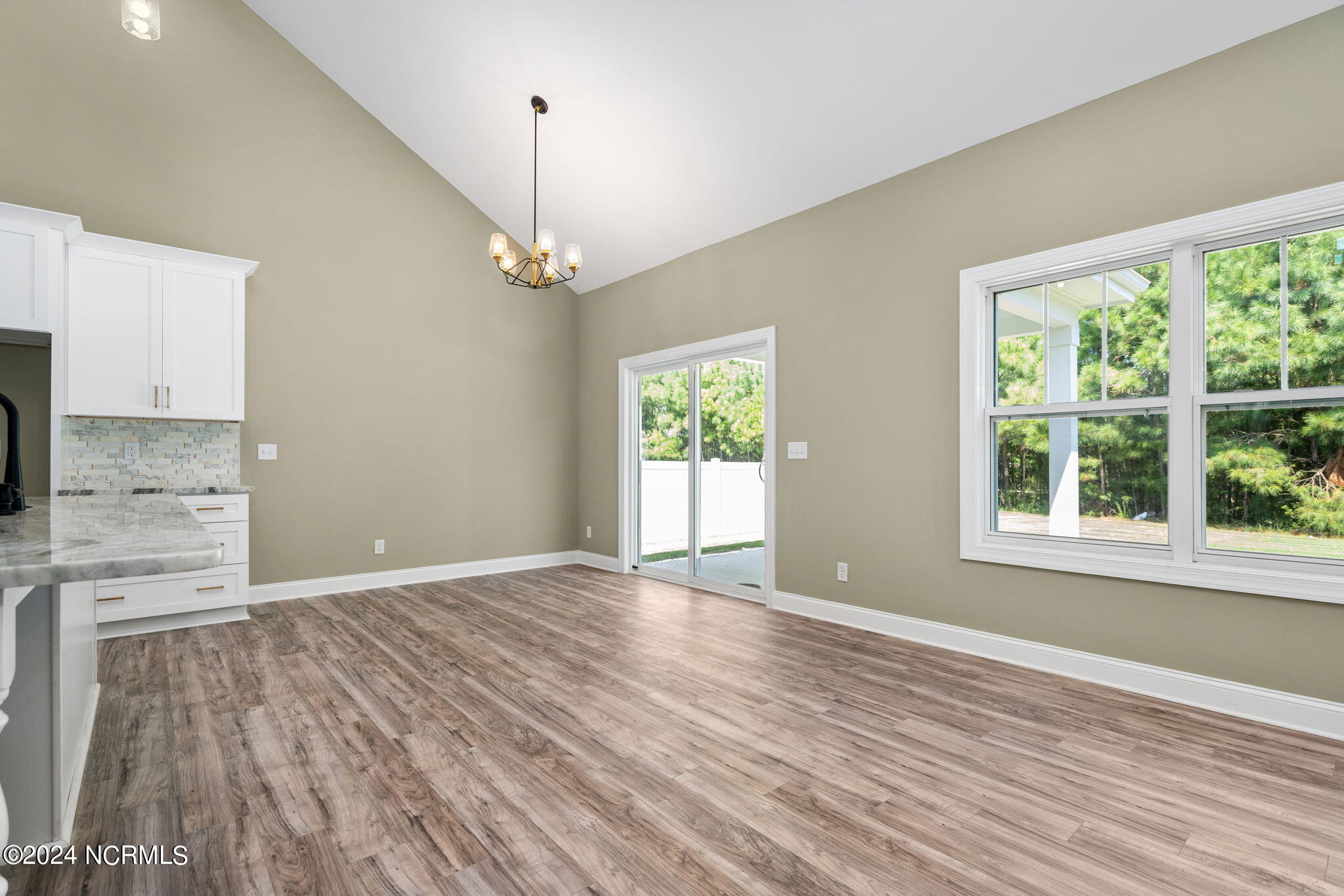 313 Lightning Bug Lane