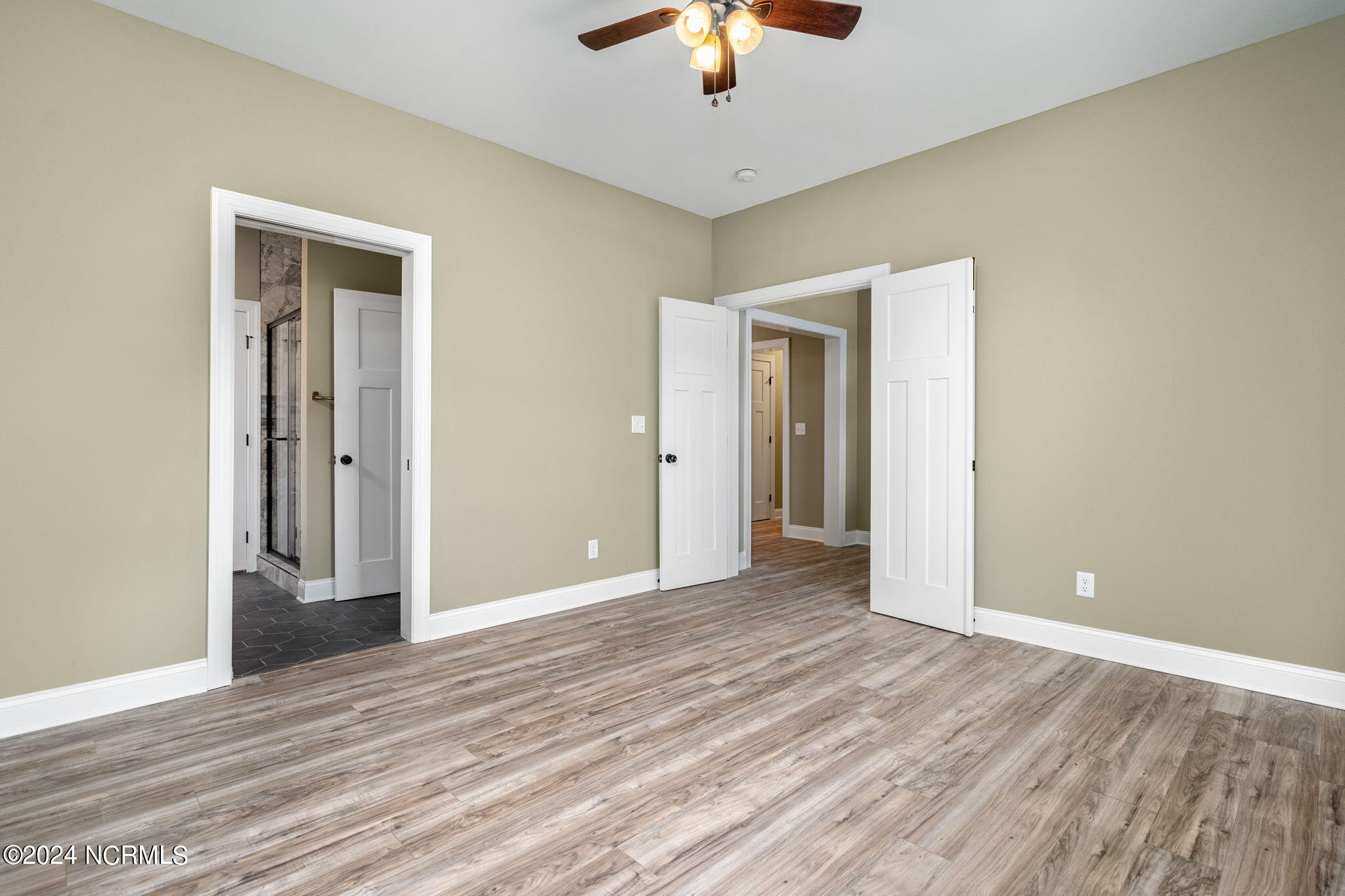 313 Lightning Bug Lane