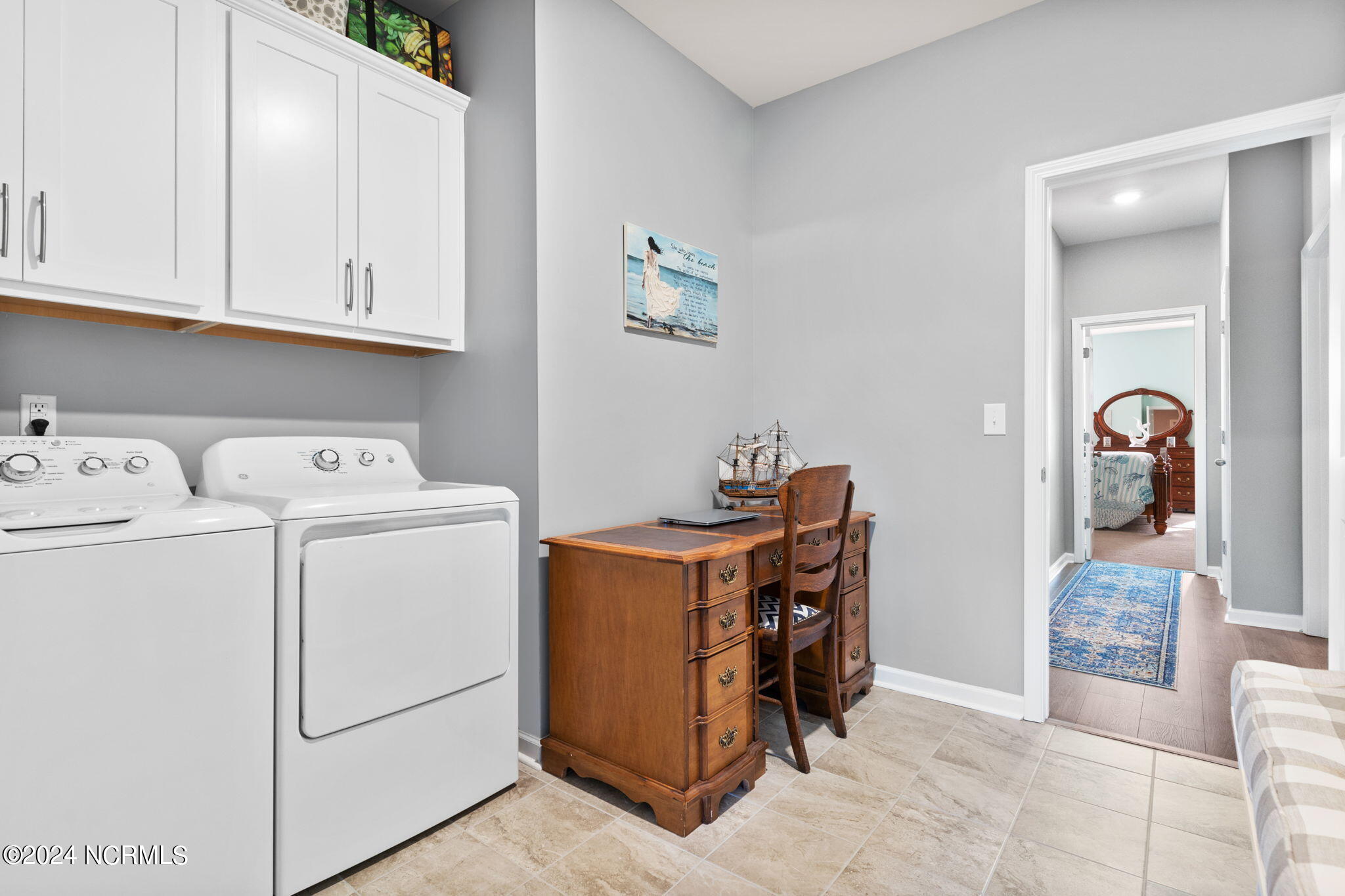 698 Squirrel Run Drive SW