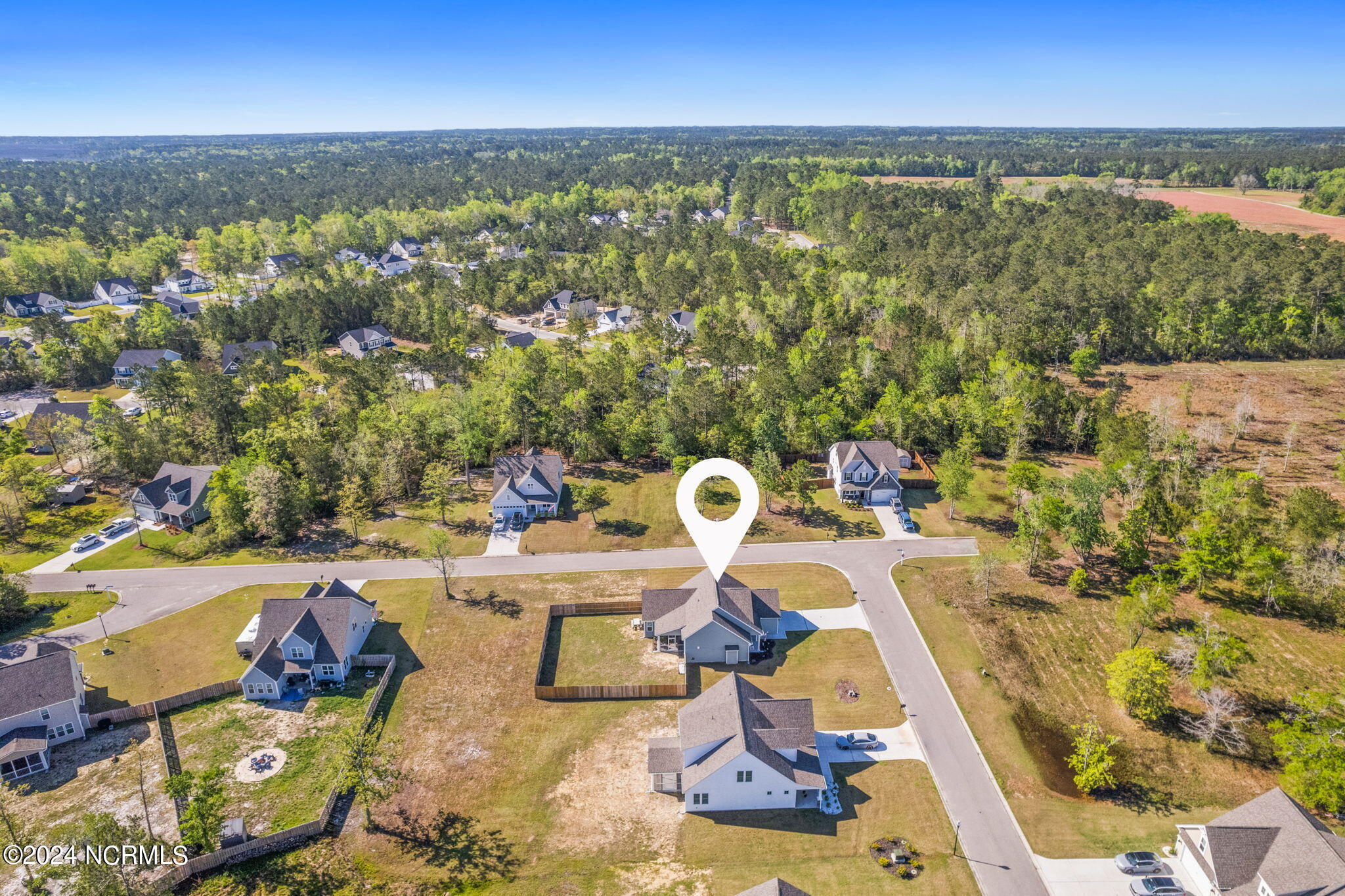 698 Squirrel Run Drive SW