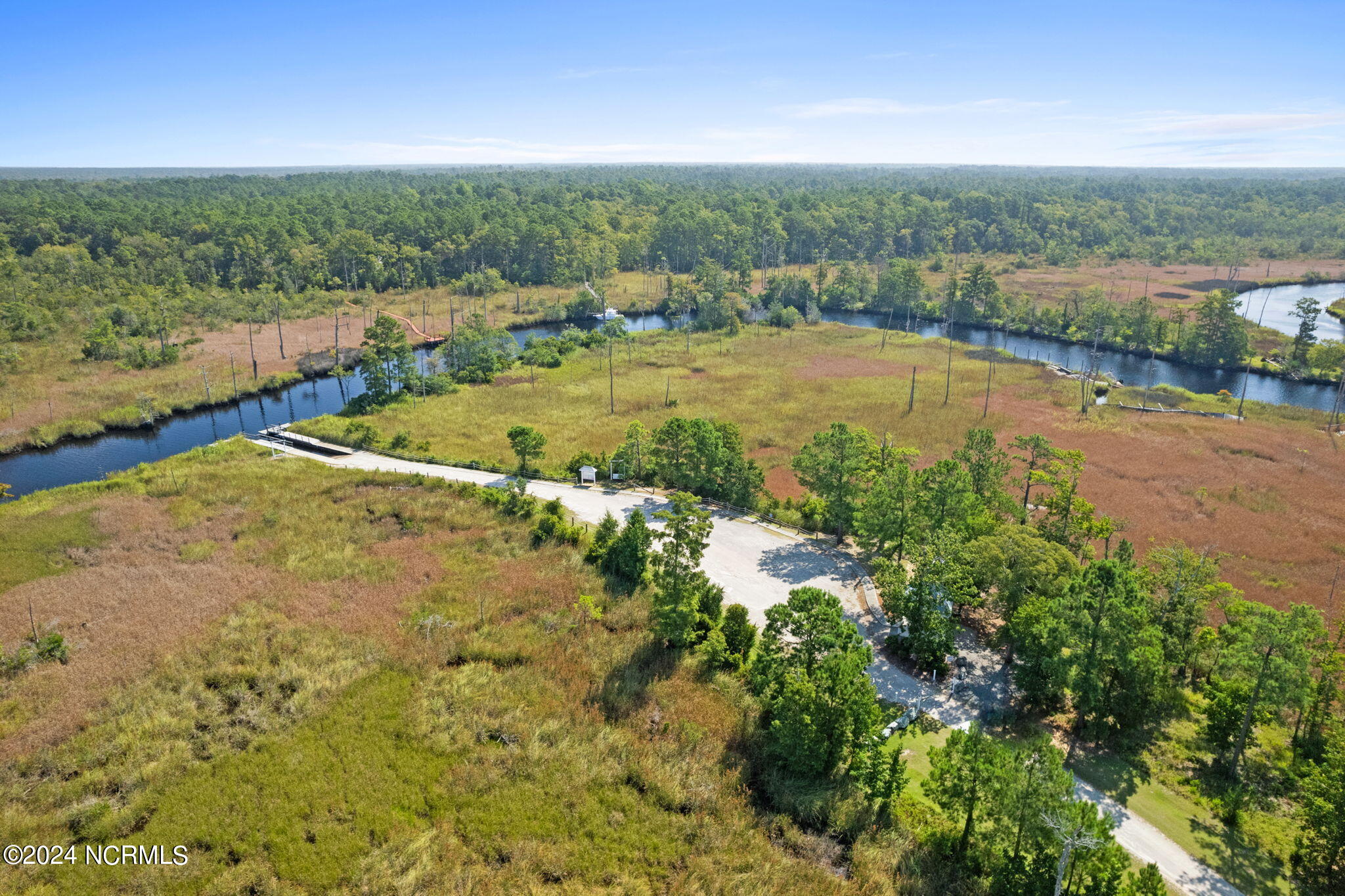 698 Squirrel Run Drive SW