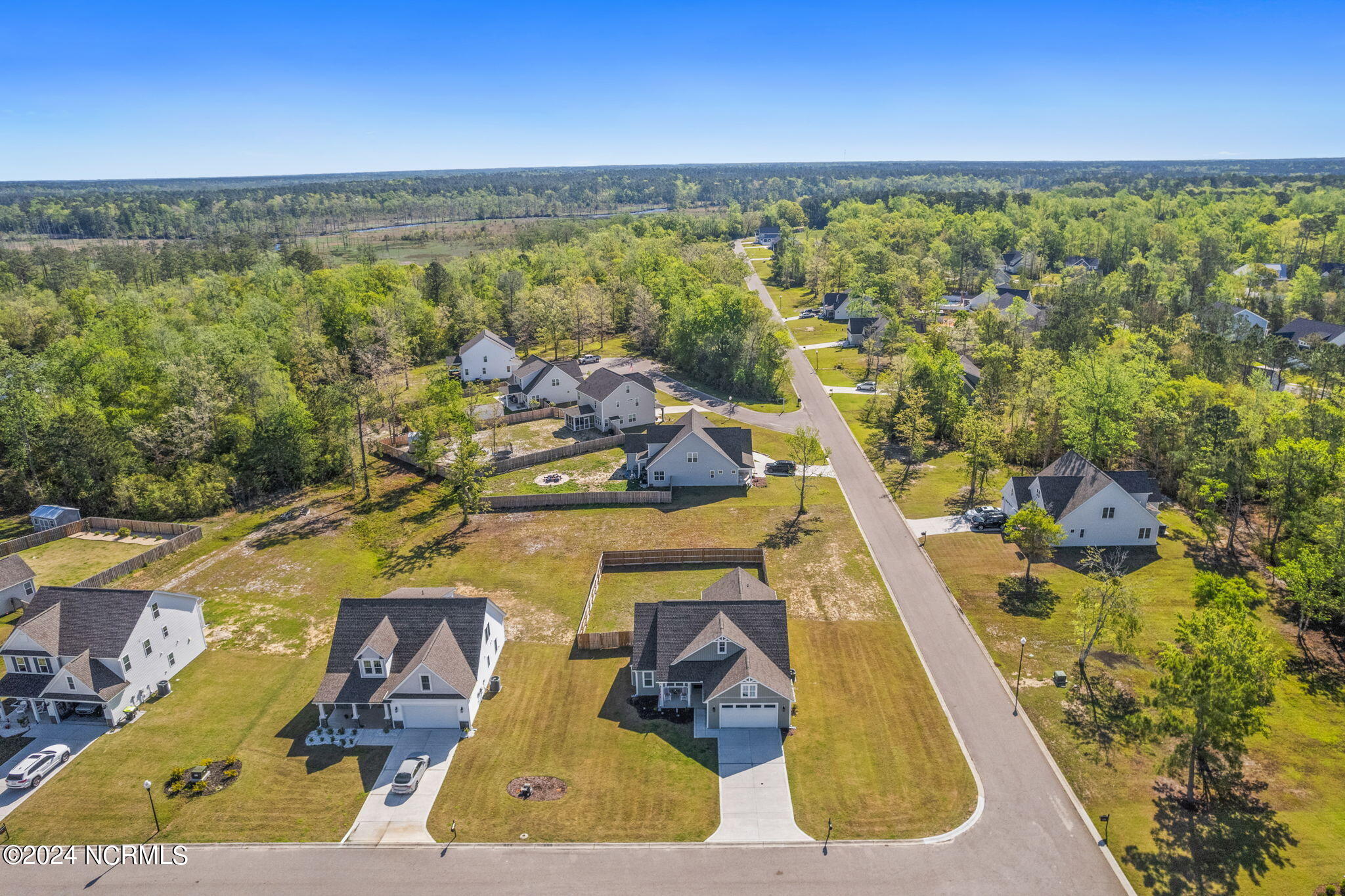 698 Squirrel Run Drive SW