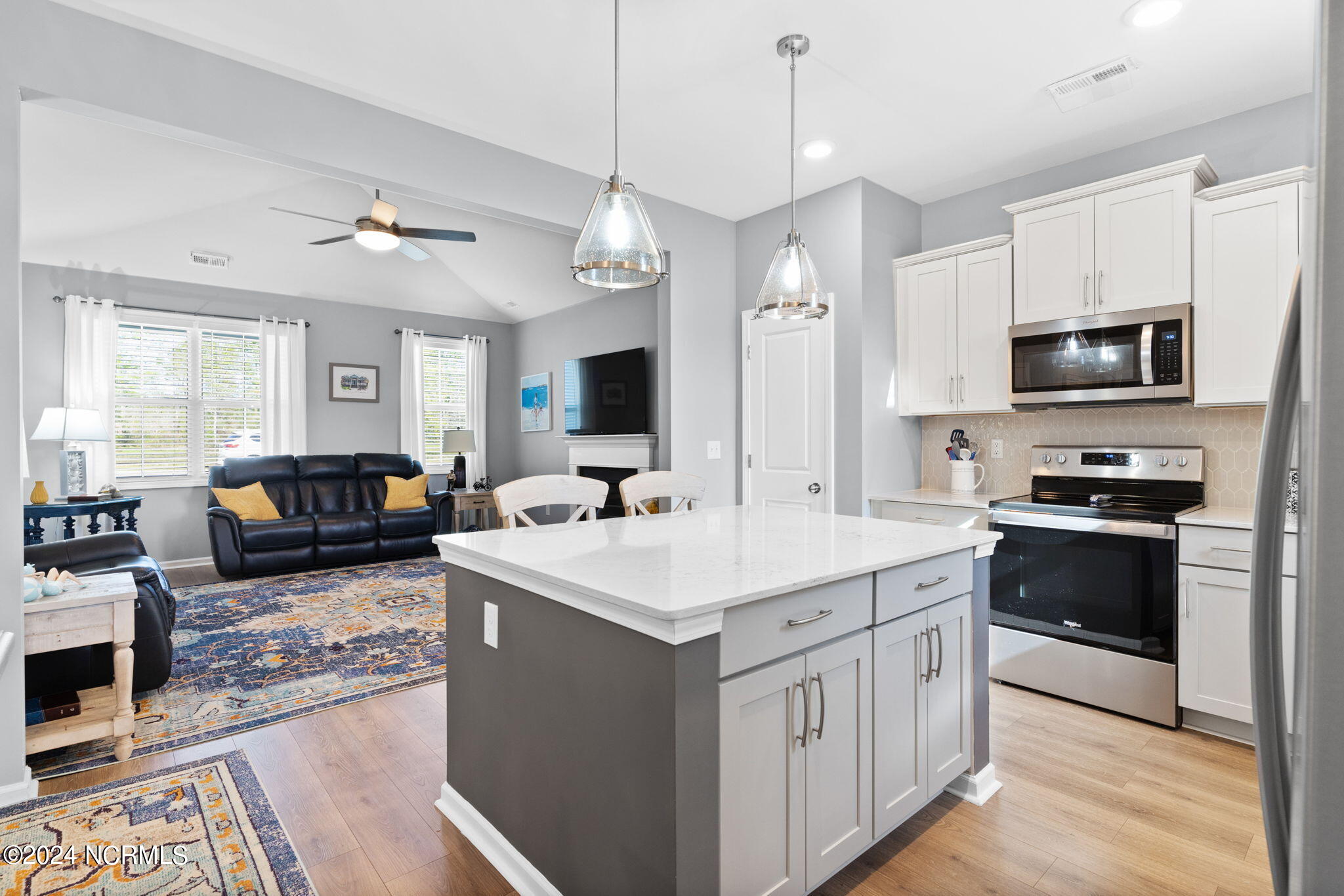 698 Squirrel Run Drive SW