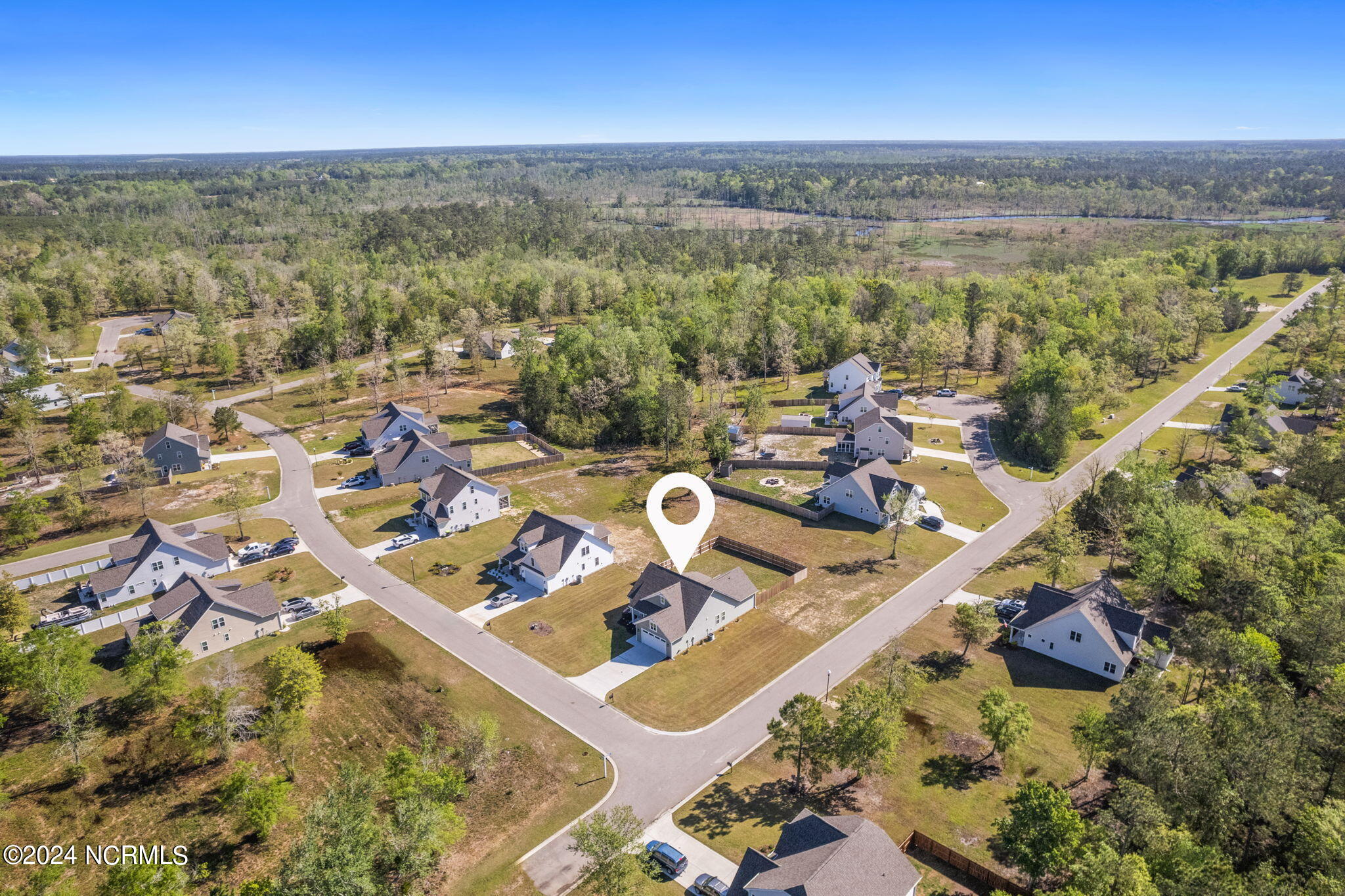 698 Squirrel Run Drive SW