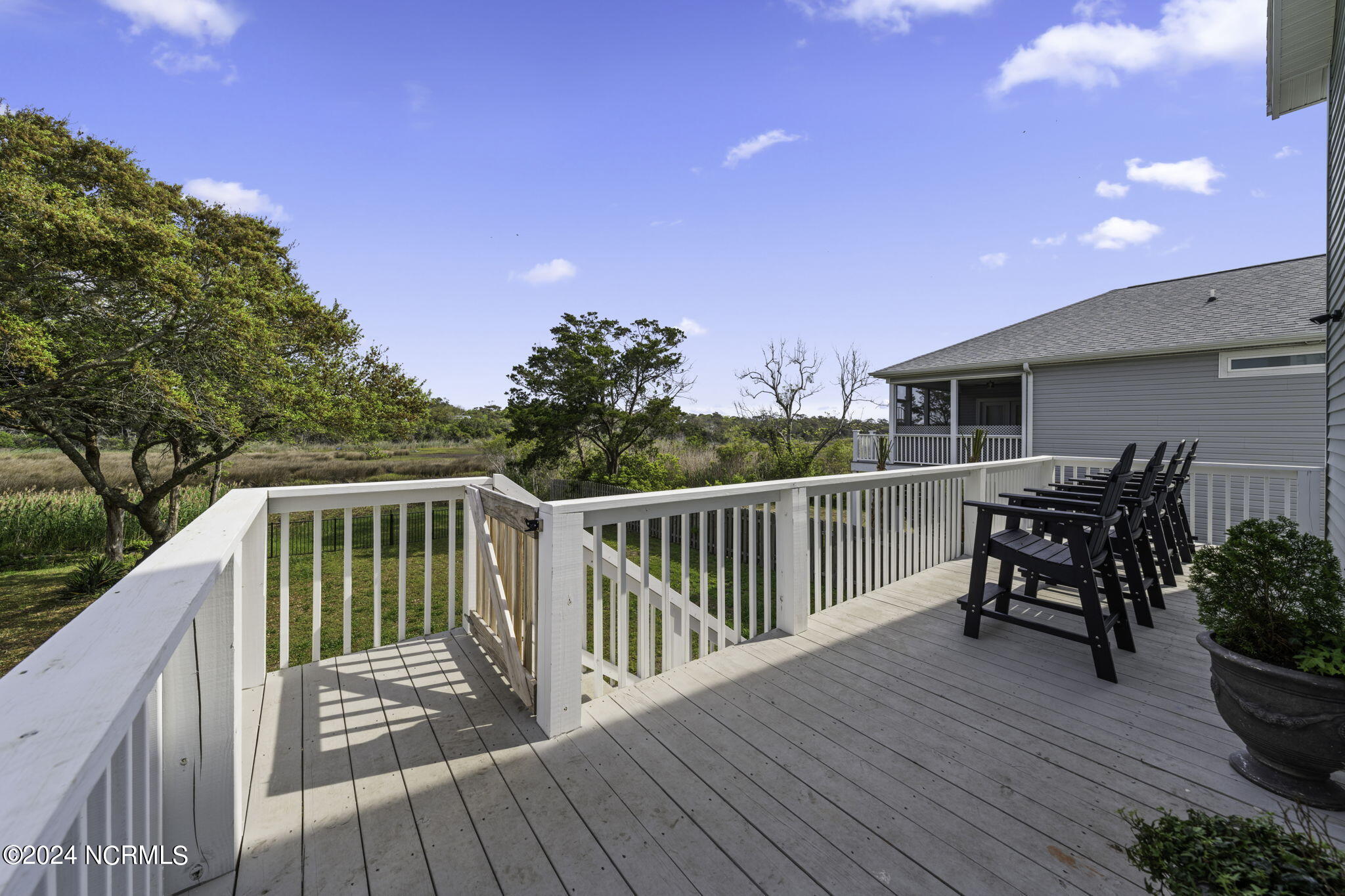 920 E Pelican Drive
