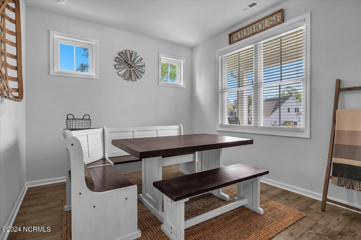 617 Sanctuary Point SW