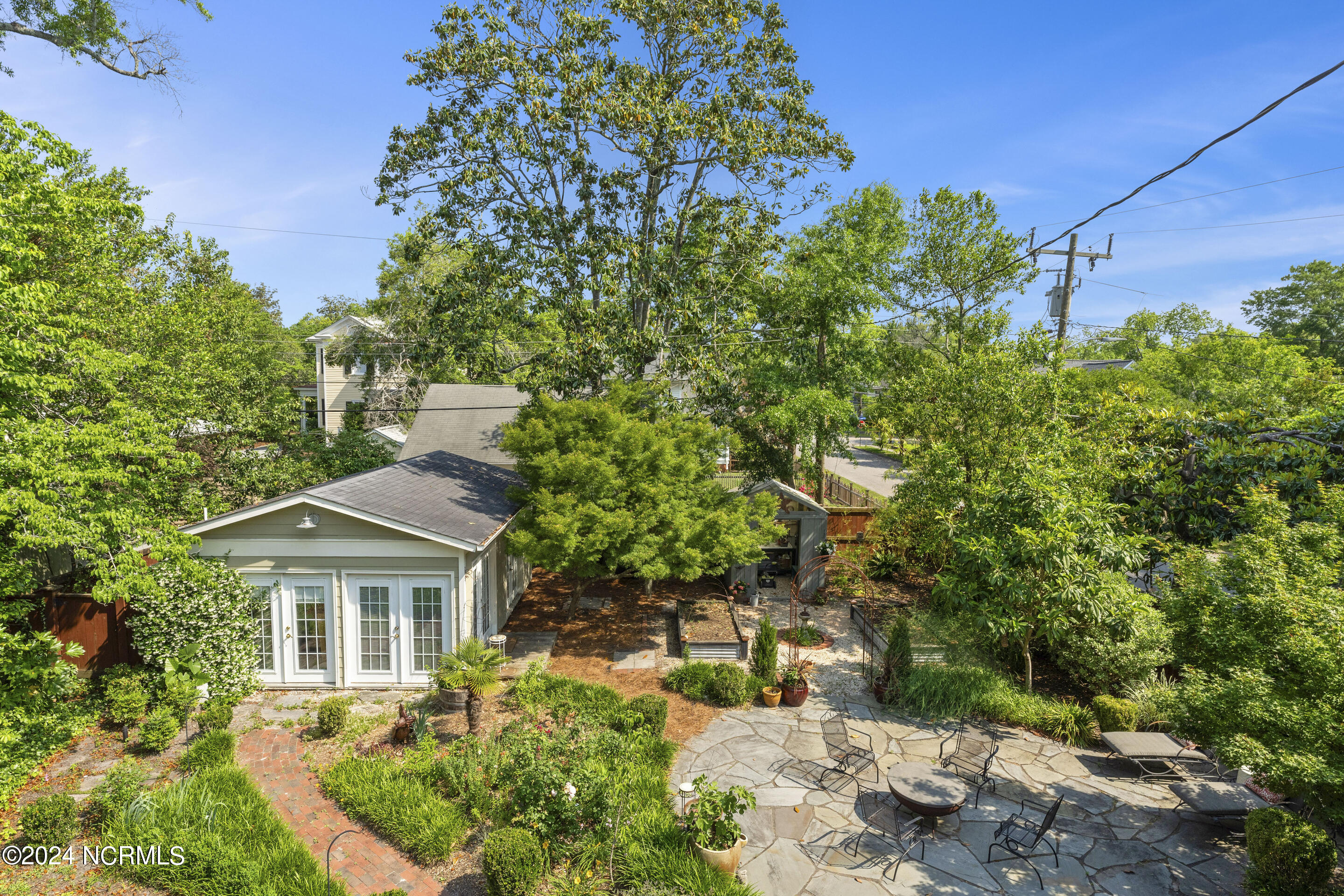 1711 Princess Street