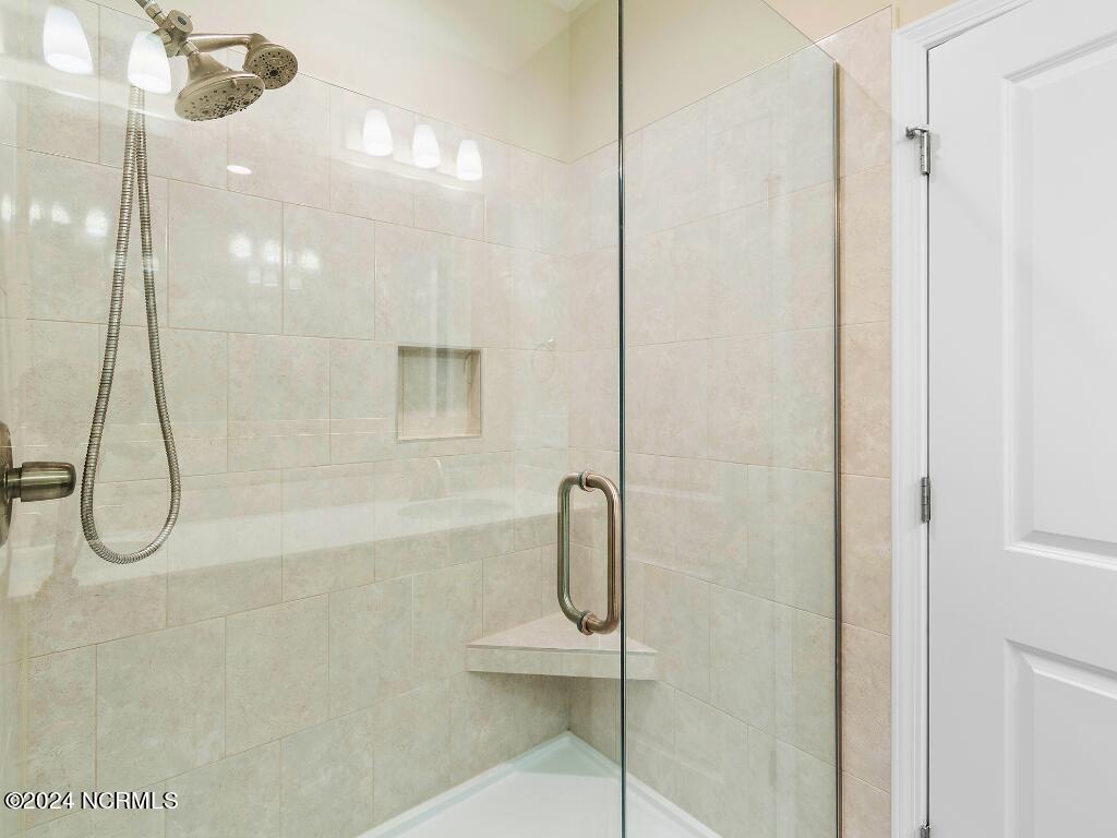 8870 Radcliff Drive NW