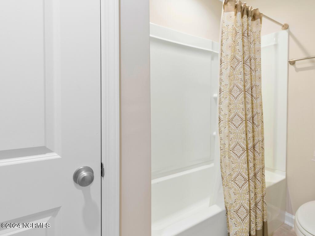 8870 Radcliff Drive NW