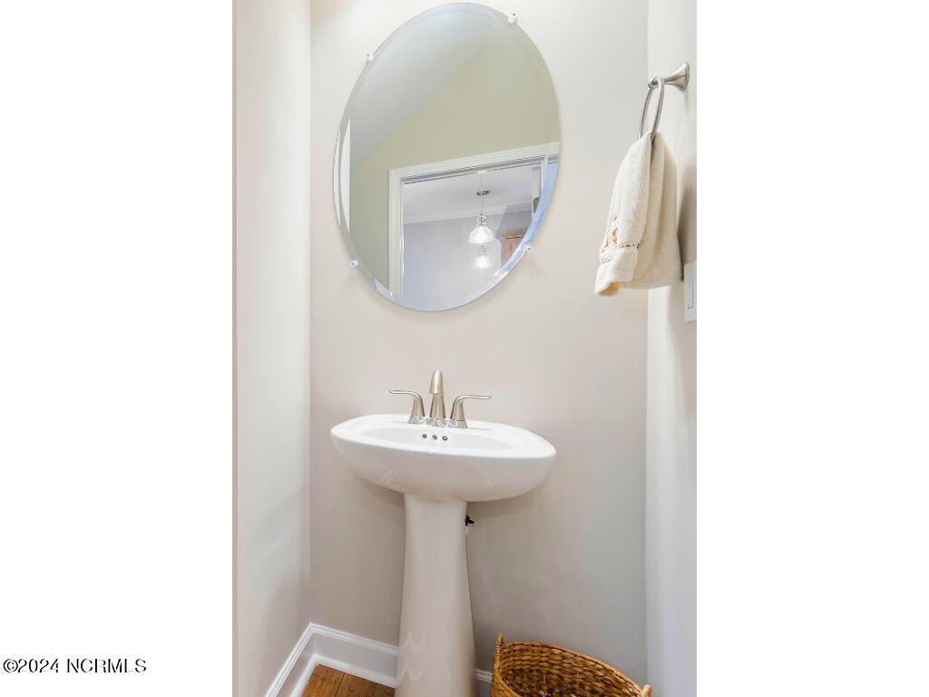 8870 Radcliff Drive NW