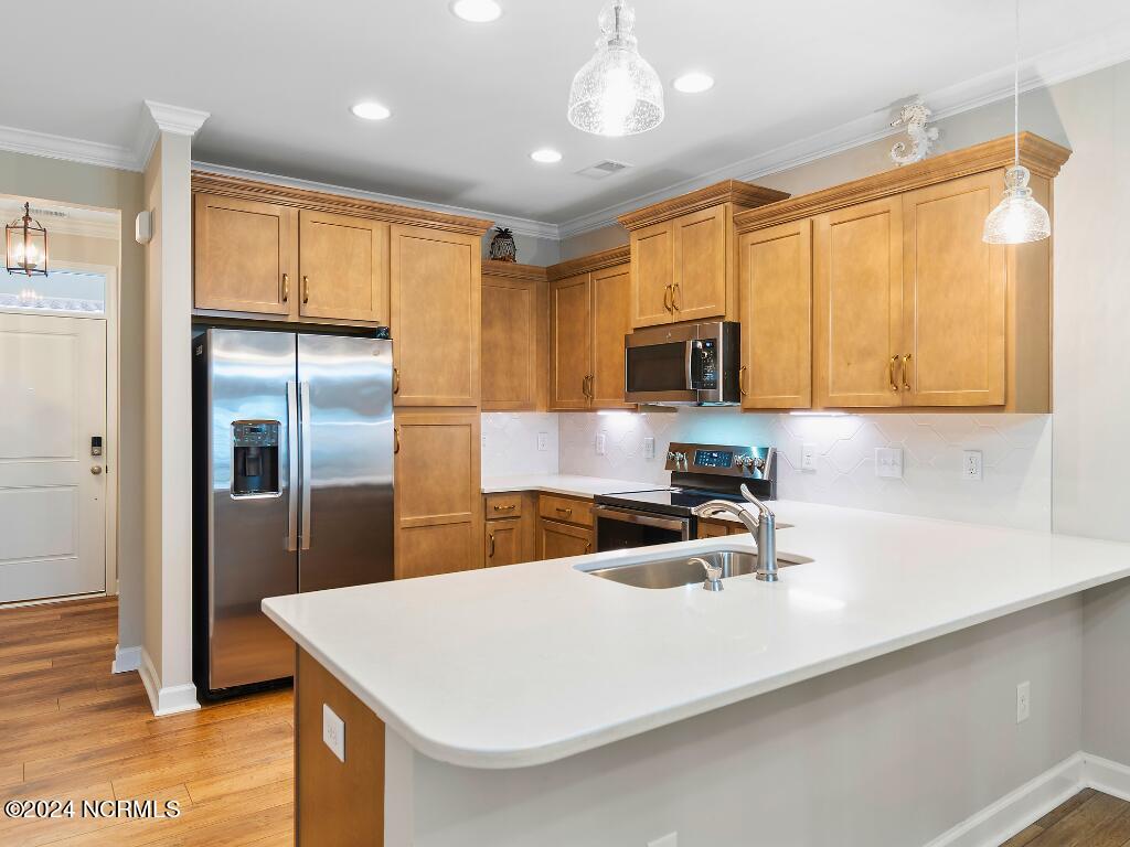 8870 Radcliff Drive NW