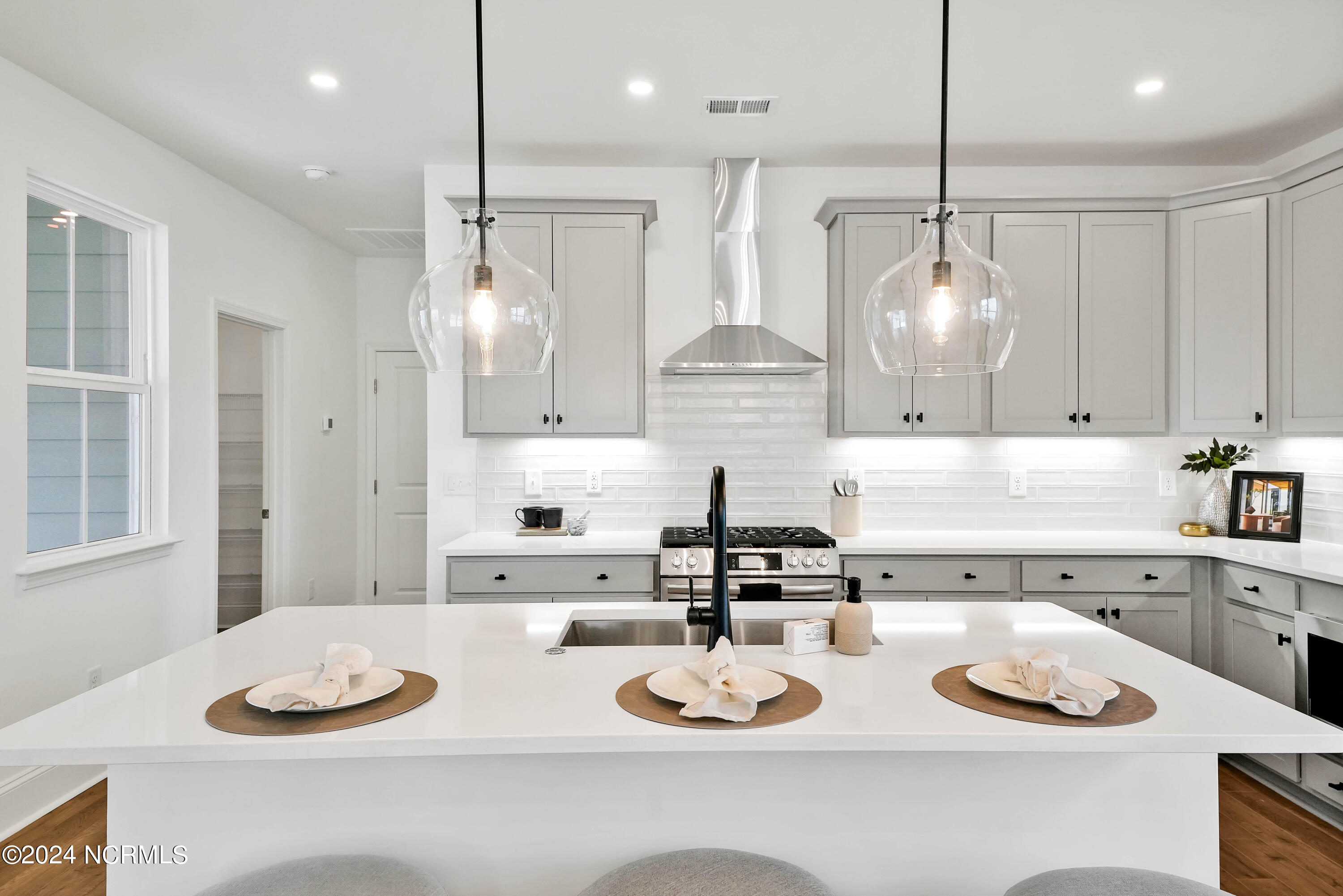 1130 Trisail Terrace