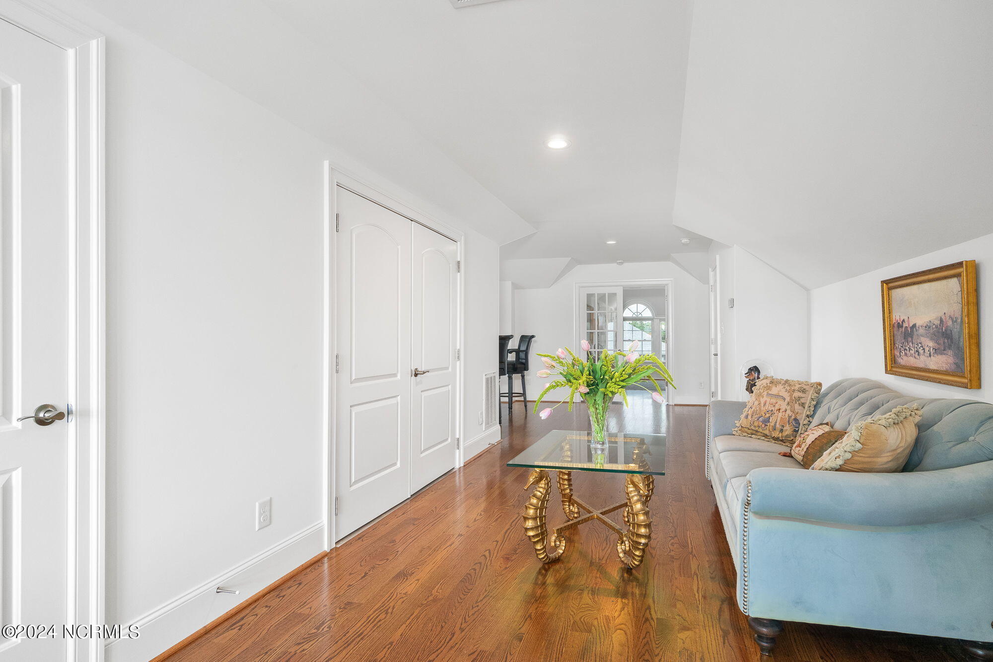 458 Kensington Place