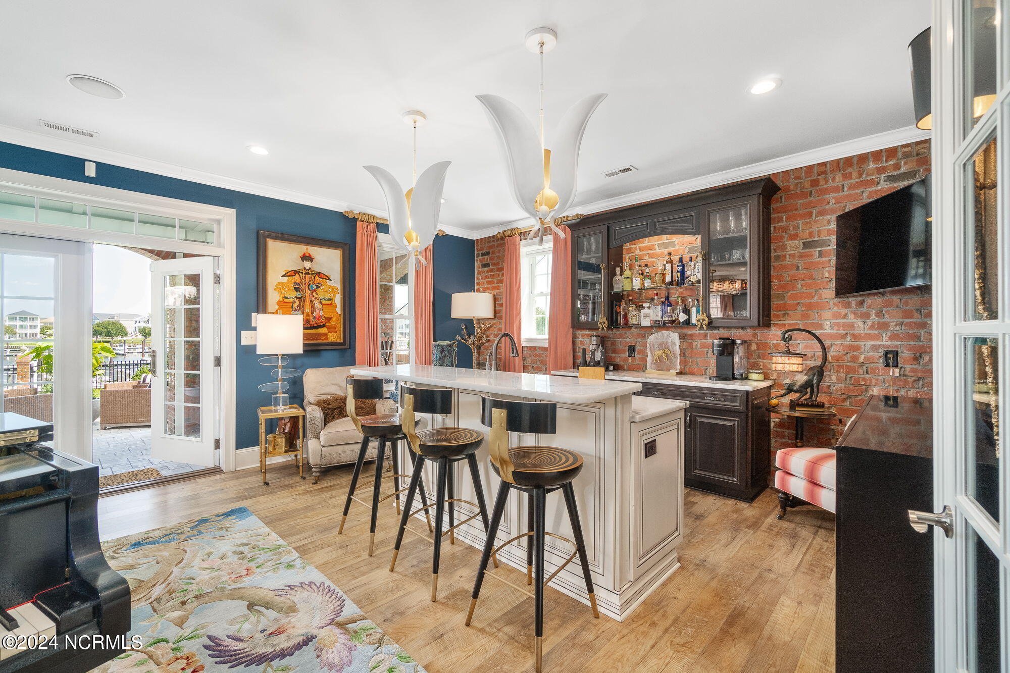 458 Kensington Place