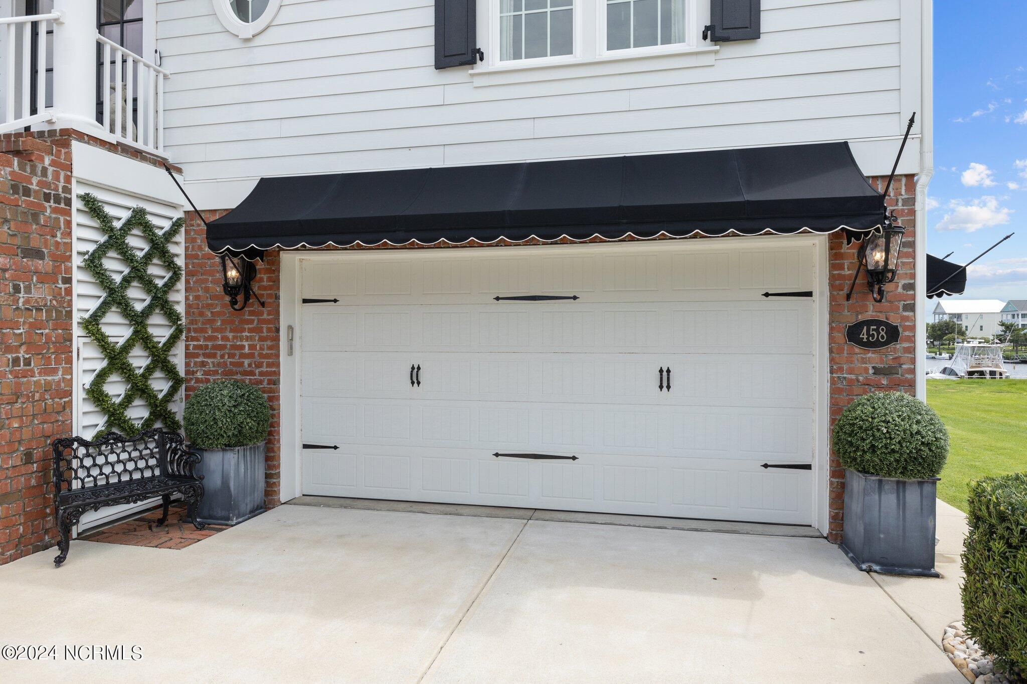 458 Kensington Place