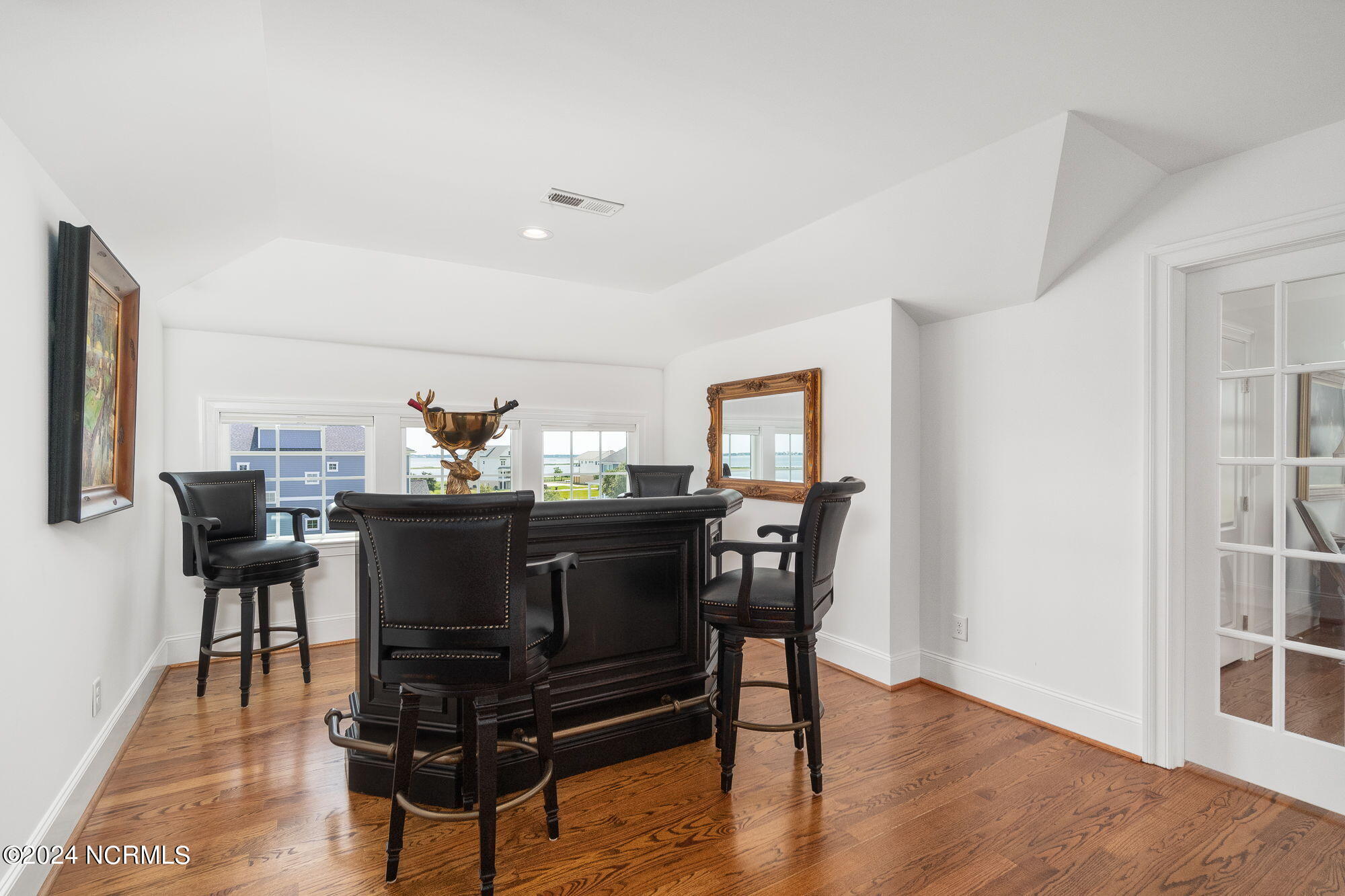 458 Kensington Place