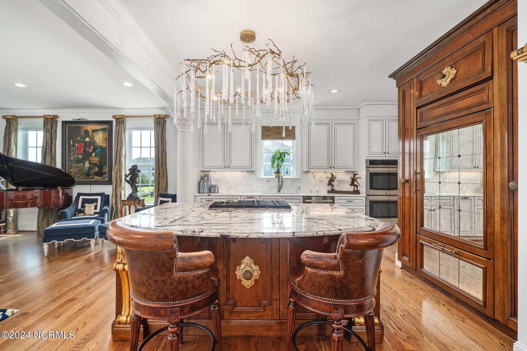 458 Kensington Place