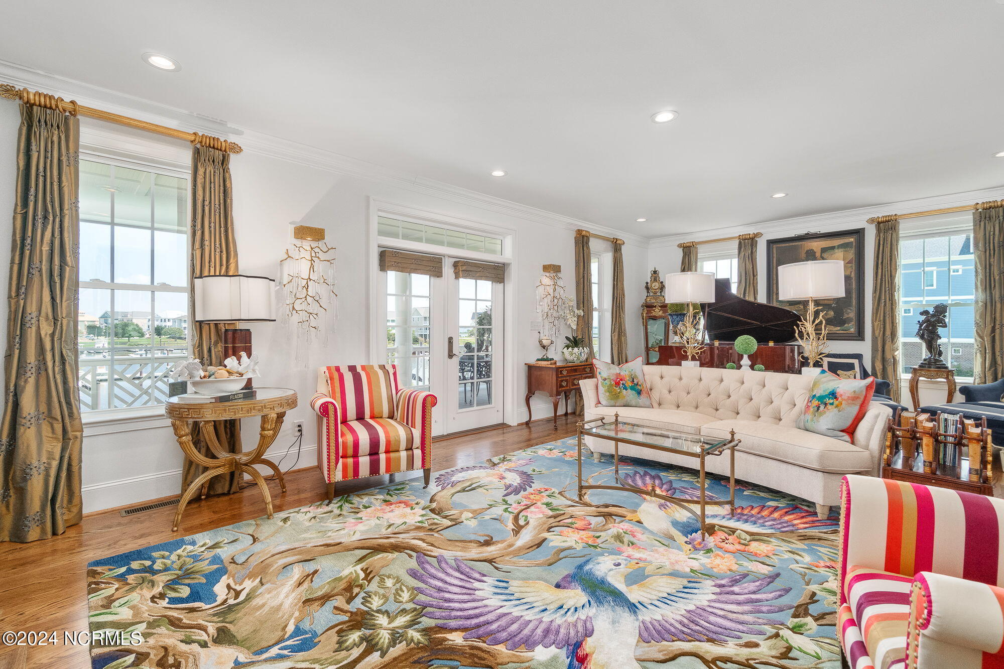 458 Kensington Place