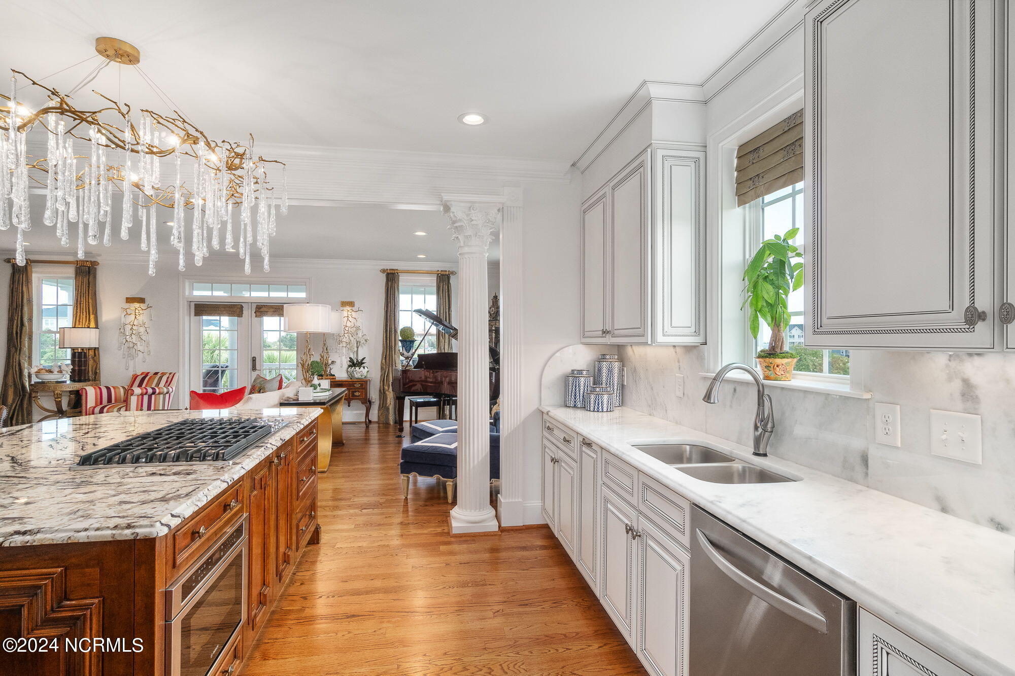 458 Kensington Place