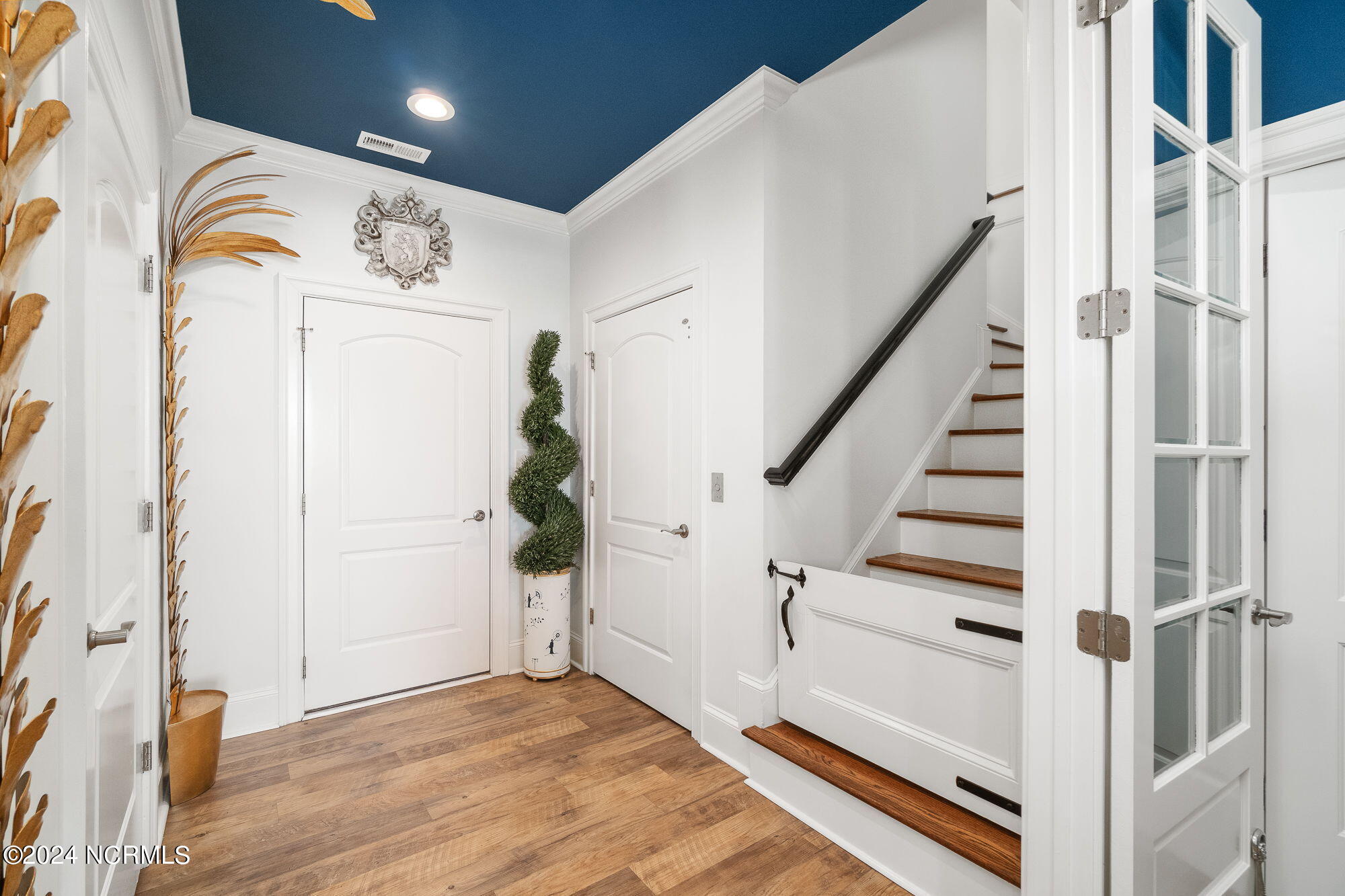 458 Kensington Place