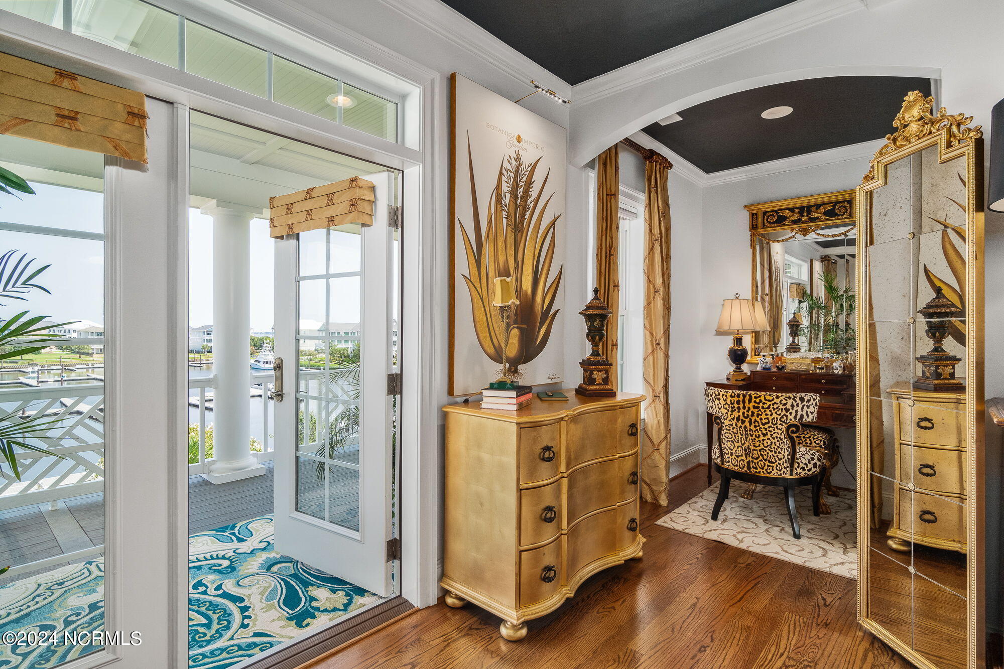 458 Kensington Place