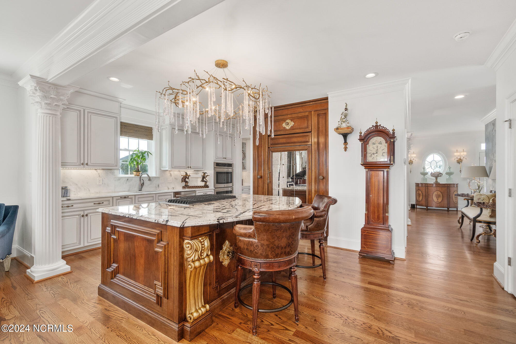 458 Kensington Place