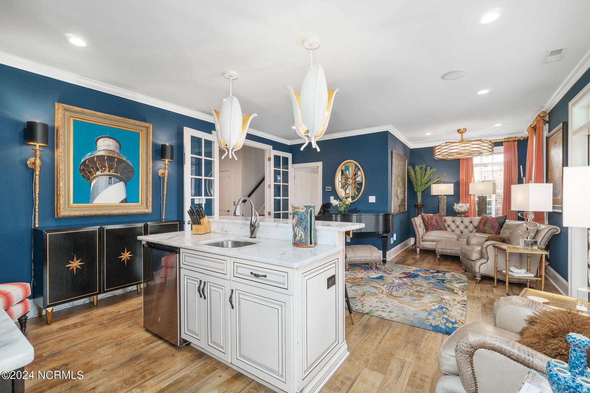 458 Kensington Place