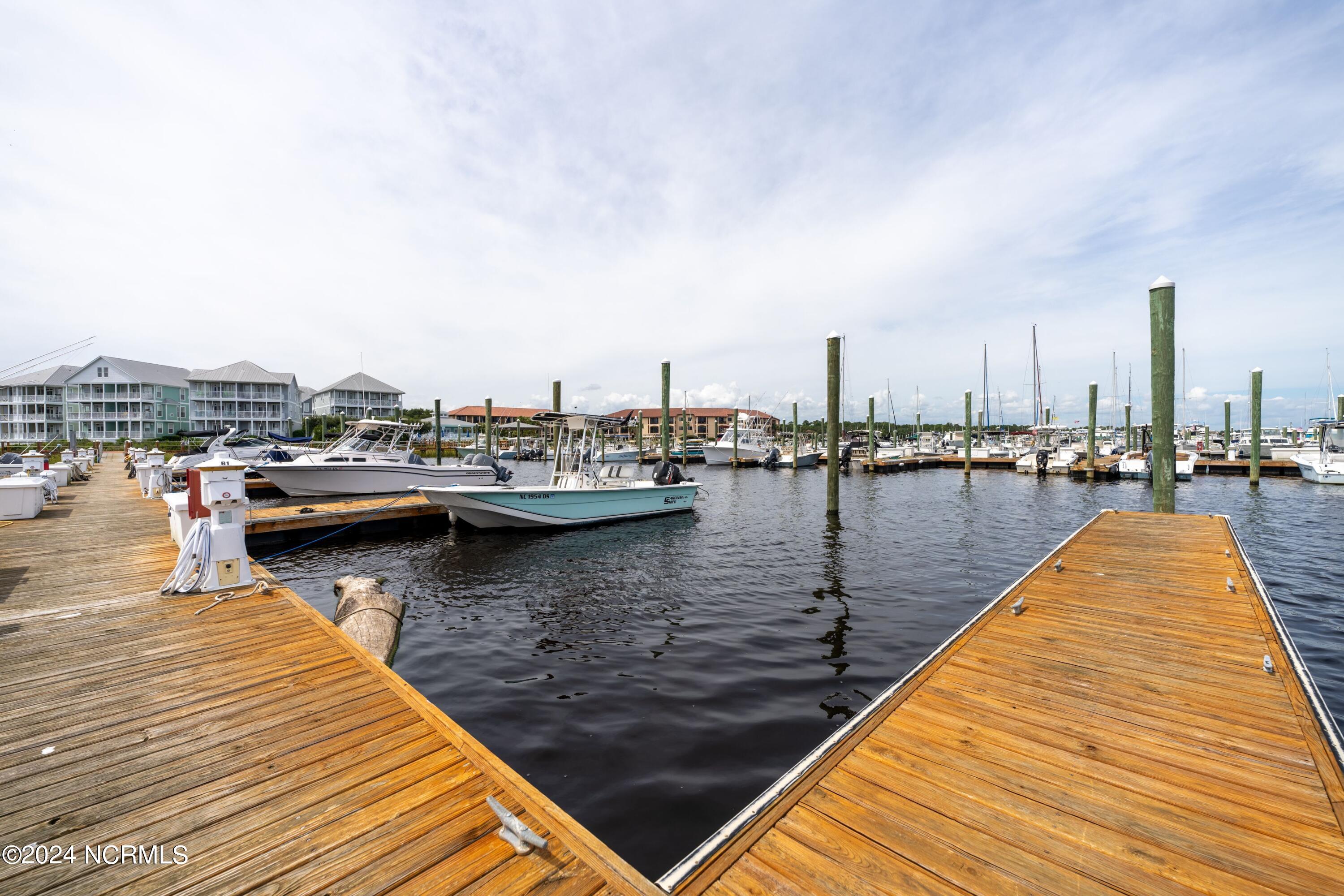 61 Harbour Point Yacht Club