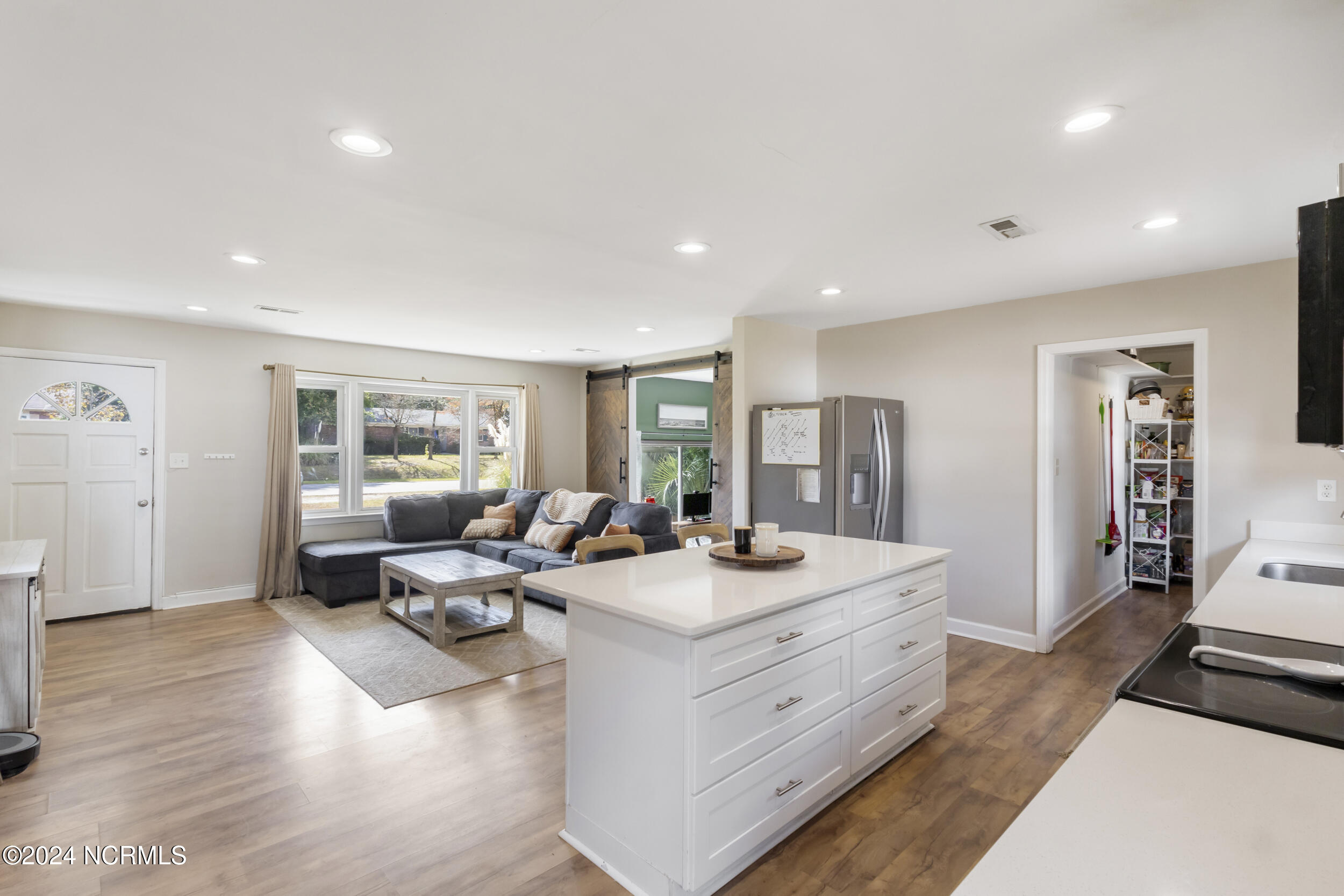 4121 Lockwood Drive