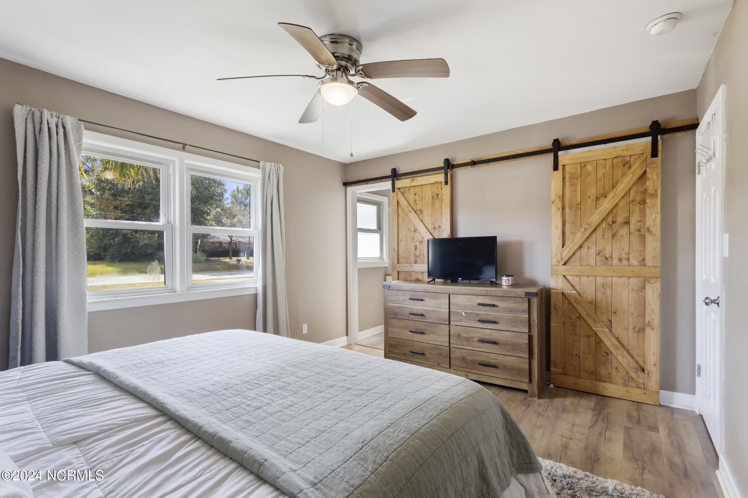 4121 Lockwood Drive