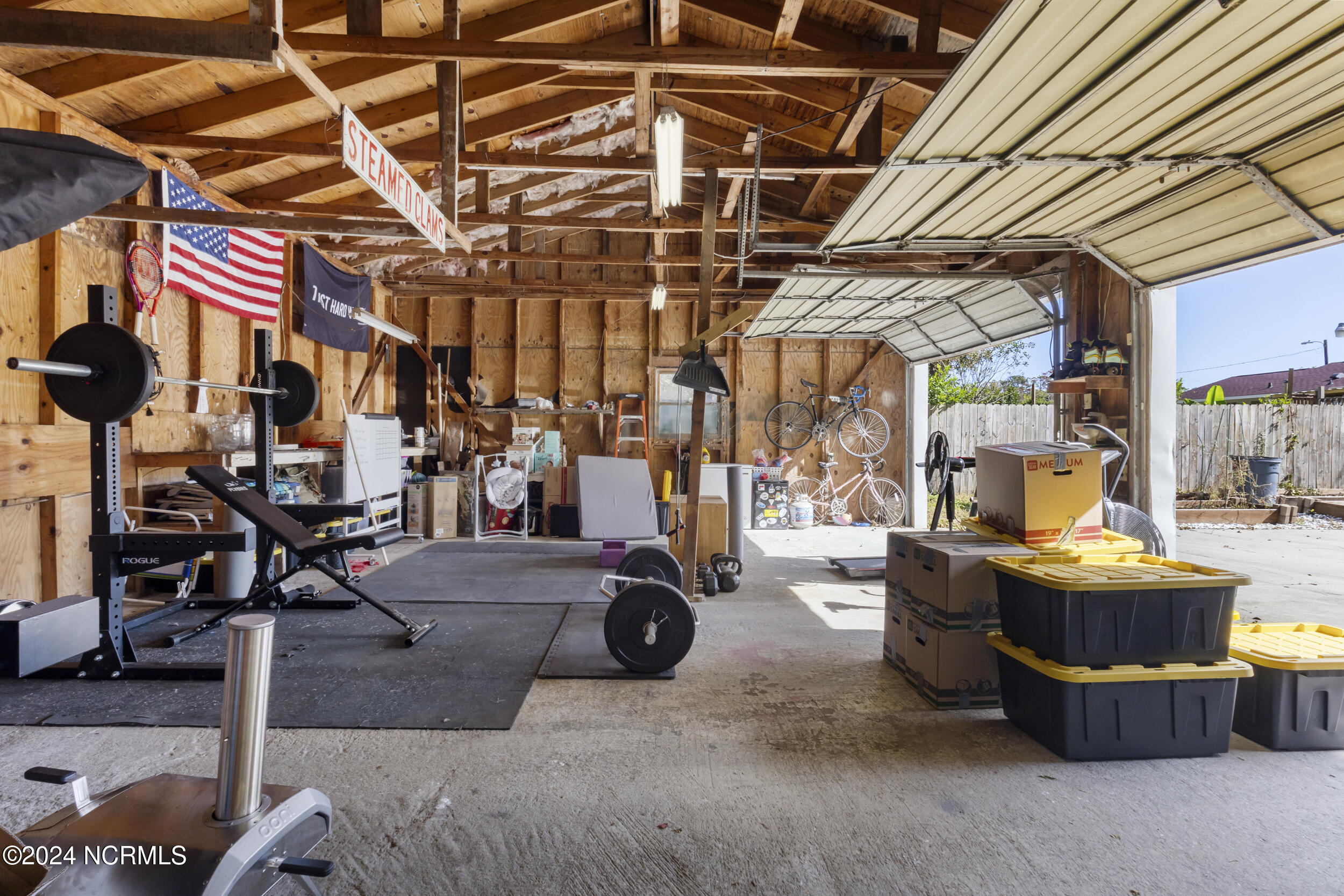 4121 Lockwood Drive