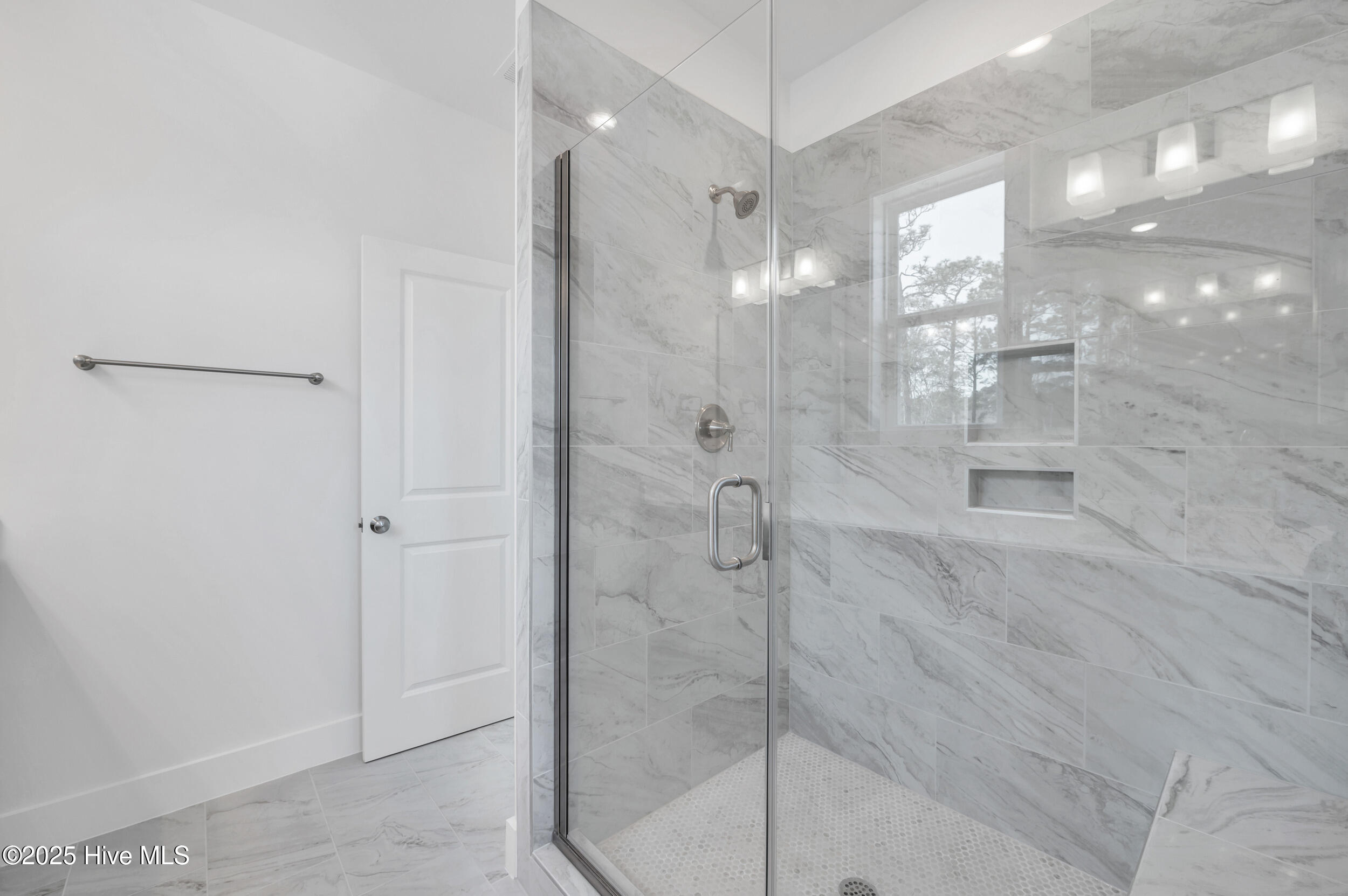 3833 Mason Port Drive, 102