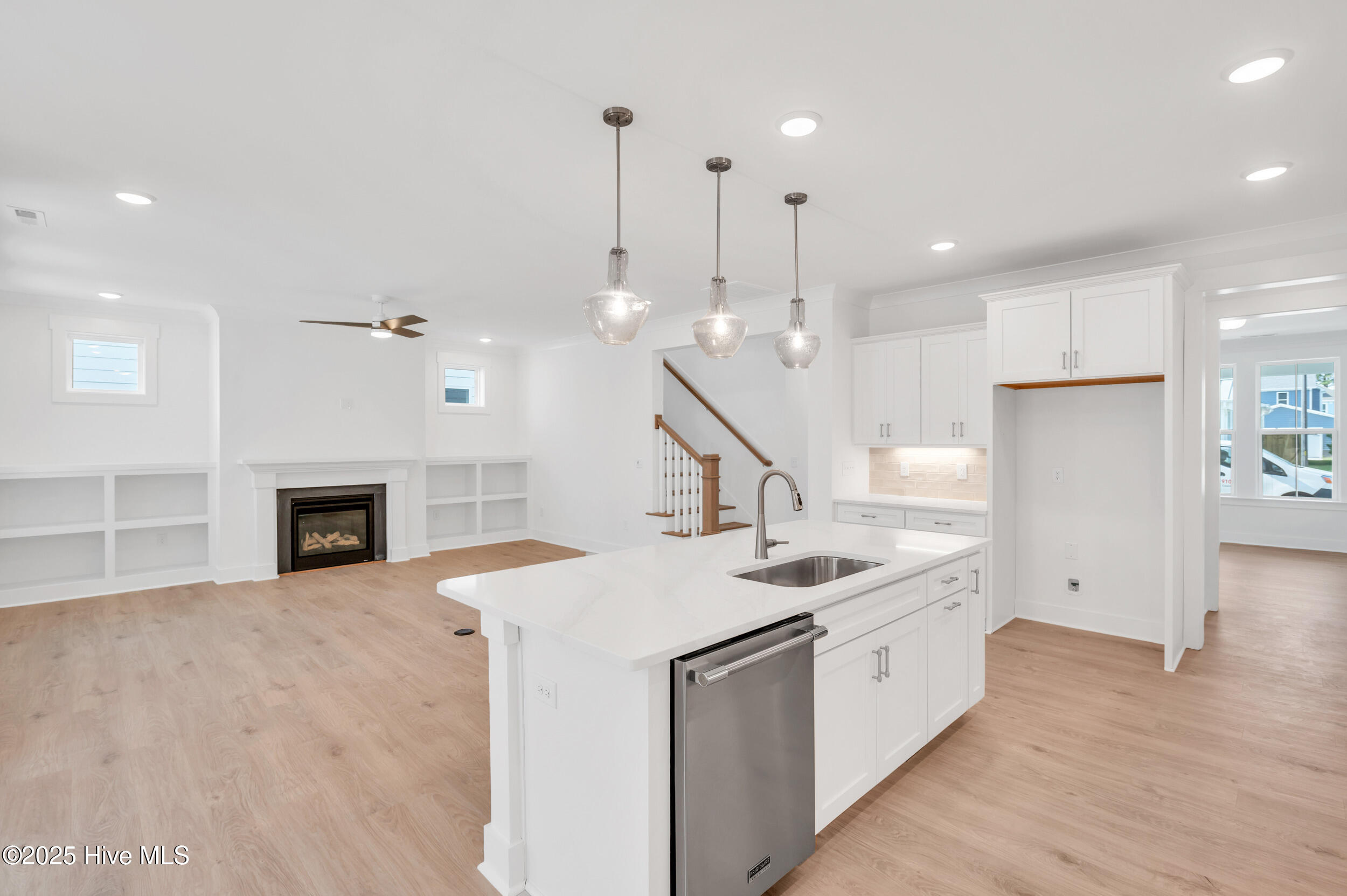 3833 Mason Port Drive, 102